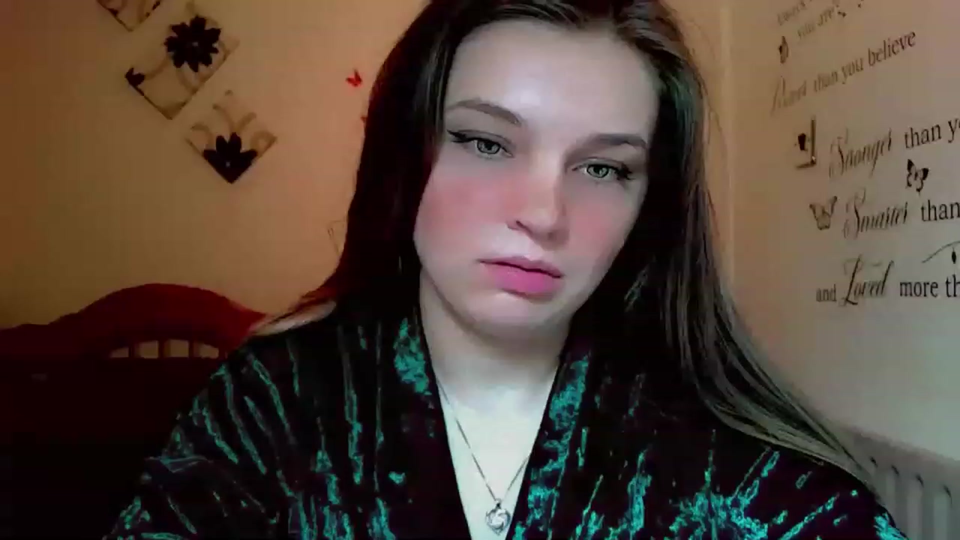Gallery image thumbnail from Lady_in_red7's myfreecams stream on, 12/01/2022, 10:49 image 14 of 20