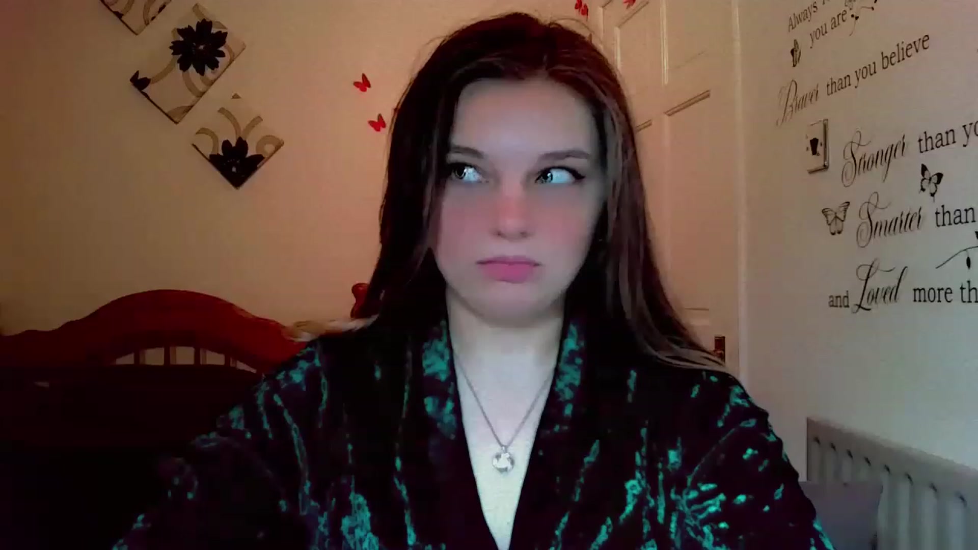Gallery image thumbnail from Lady_in_red7's myfreecams stream on, 12/01/2022, 10:49 image 4 of 20