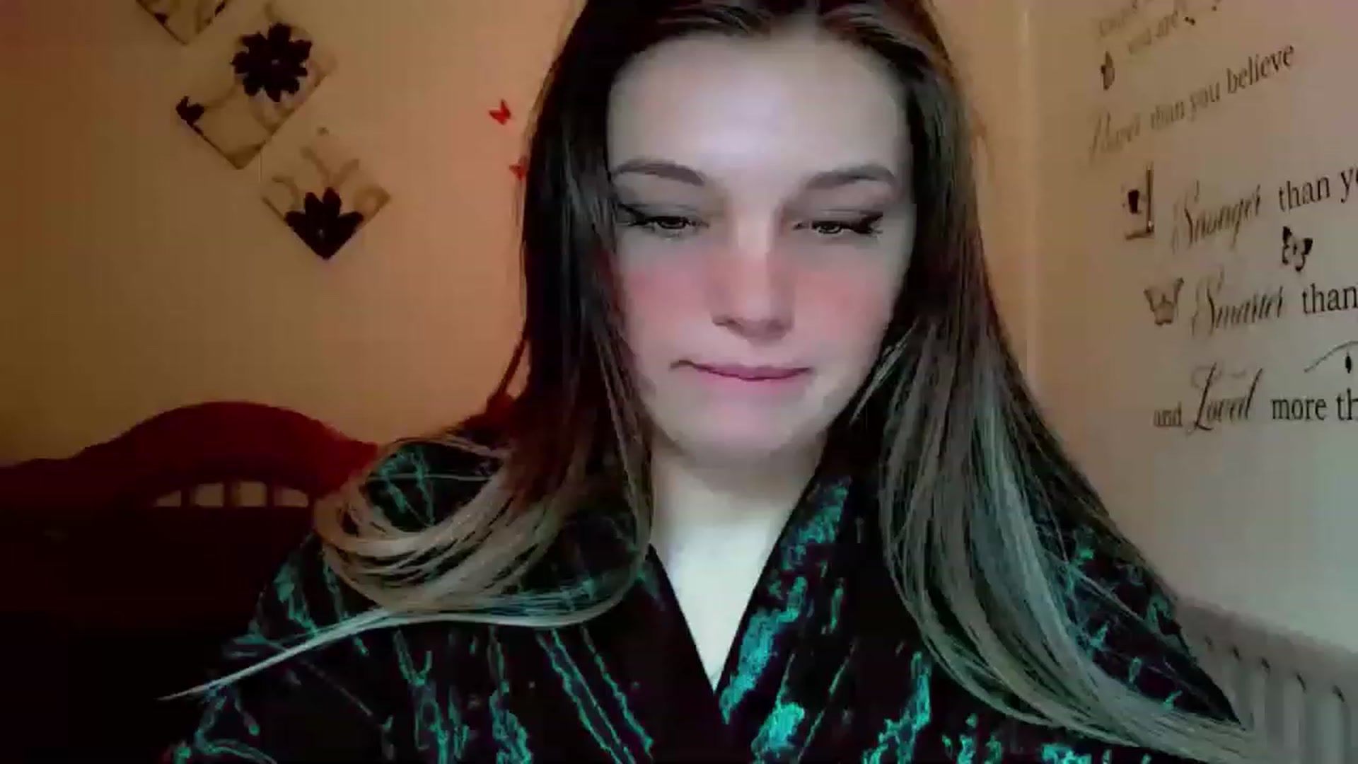 Gallery image thumbnail from Lady_in_red7's myfreecams stream on, 12/01/2022, 10:49 image 16 of 20