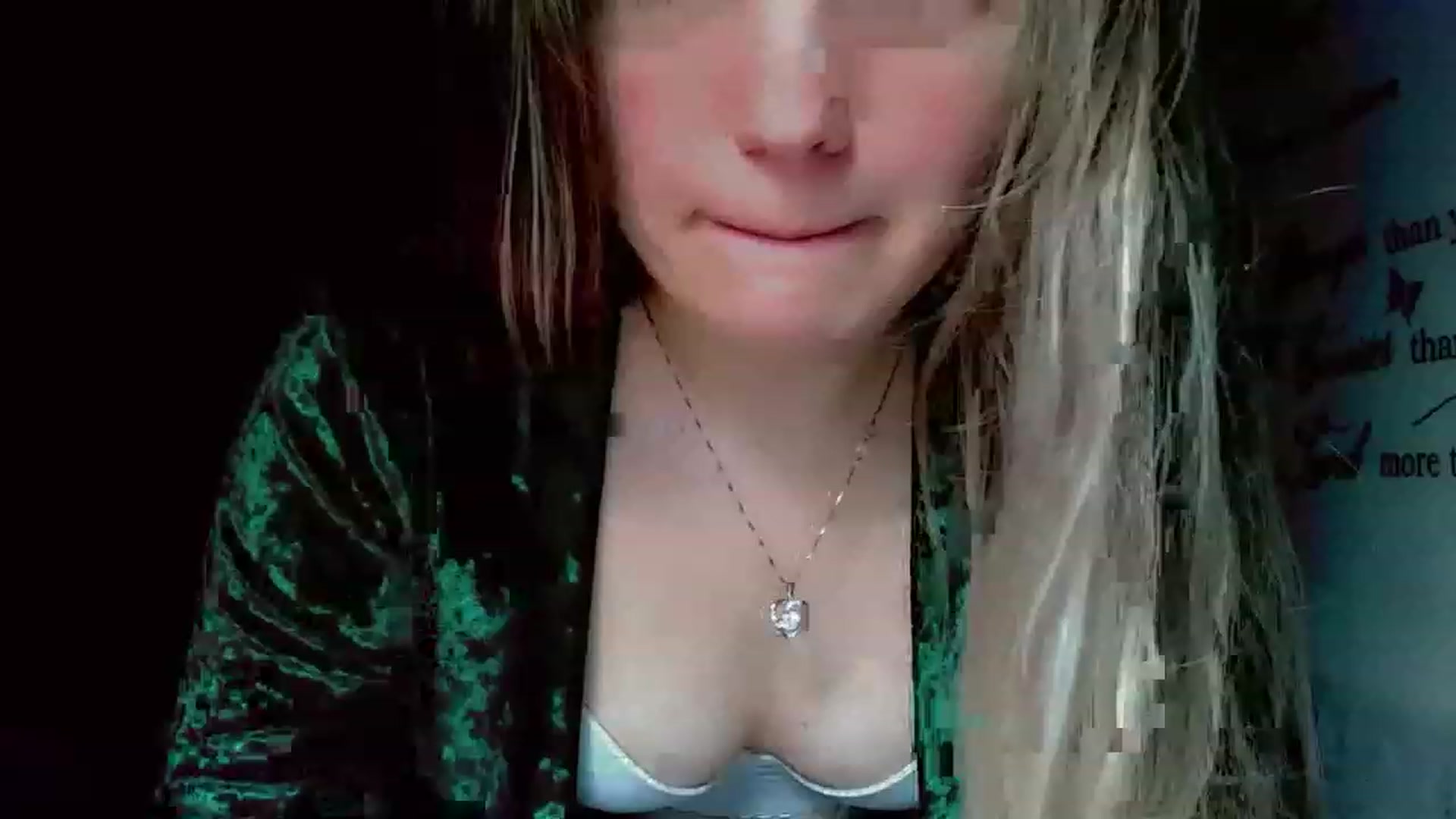 Gallery image thumbnail from Lady_in_red7's myfreecams stream on, 12/02/2022, 10:04 image 2 of 20