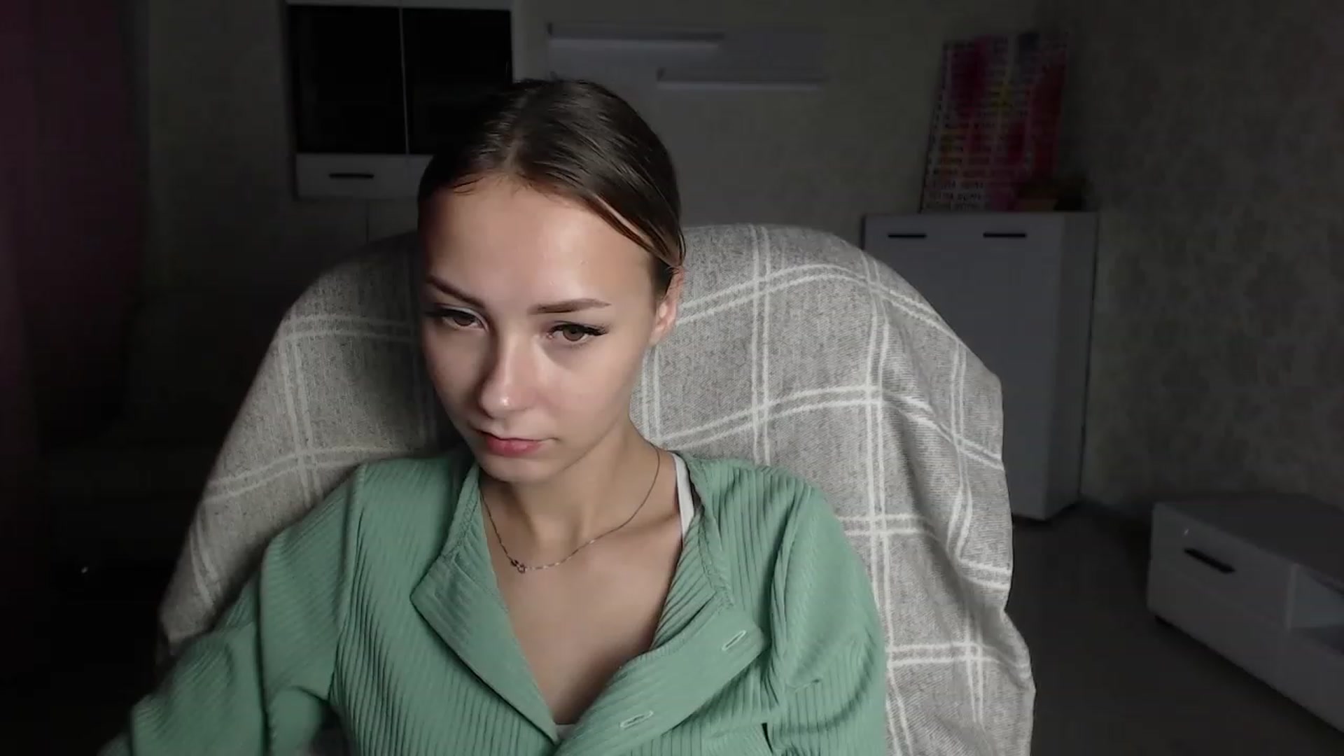 Gallery image thumbnail from Lady_lucky1's myfreecams stream on, 11/24/2022, 18:24 image 13 of 20