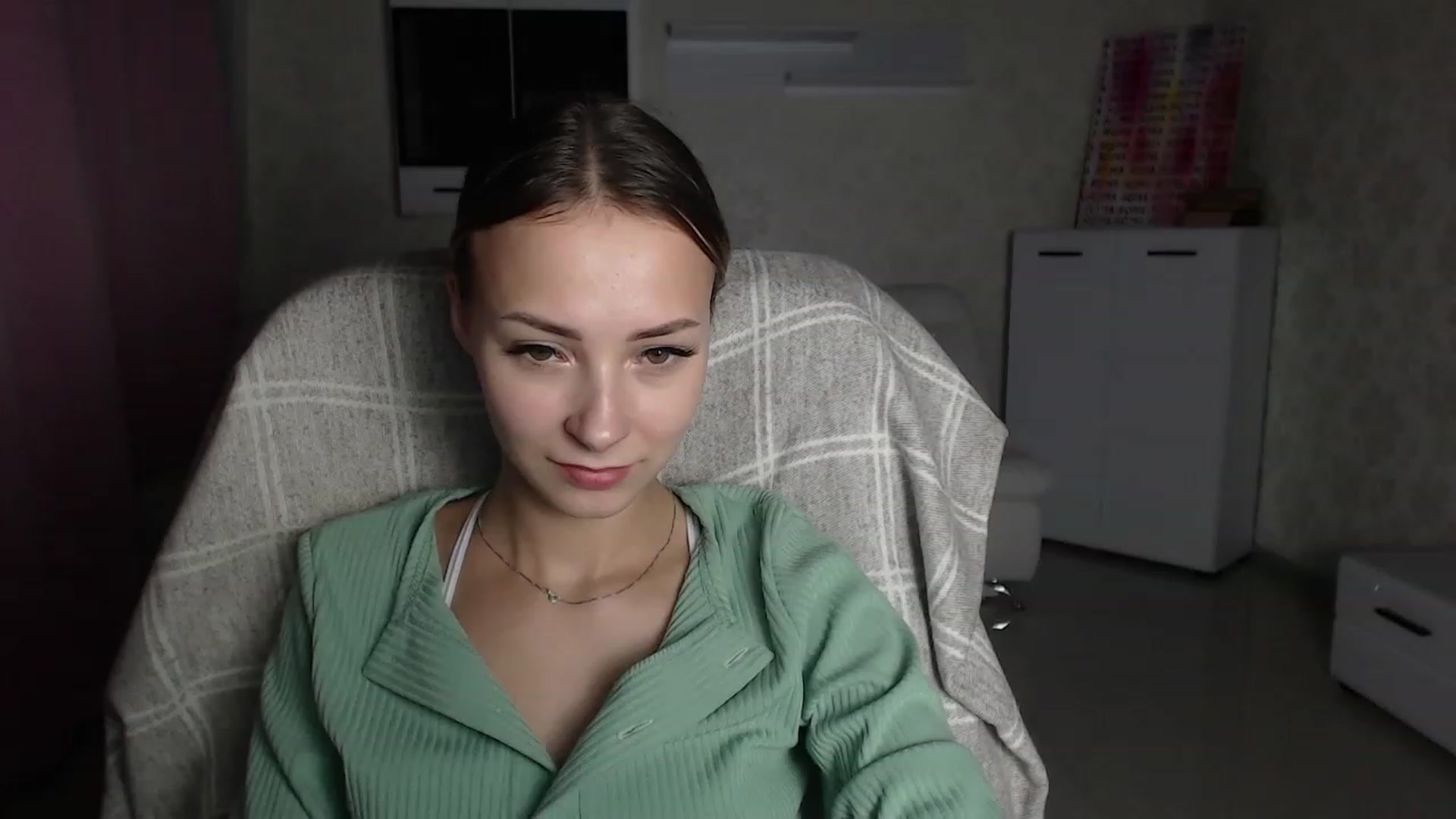 Gallery image thumbnail from Lady_lucky1's myfreecams stream on, 11/24/2022, 18:24 image 15 of 20