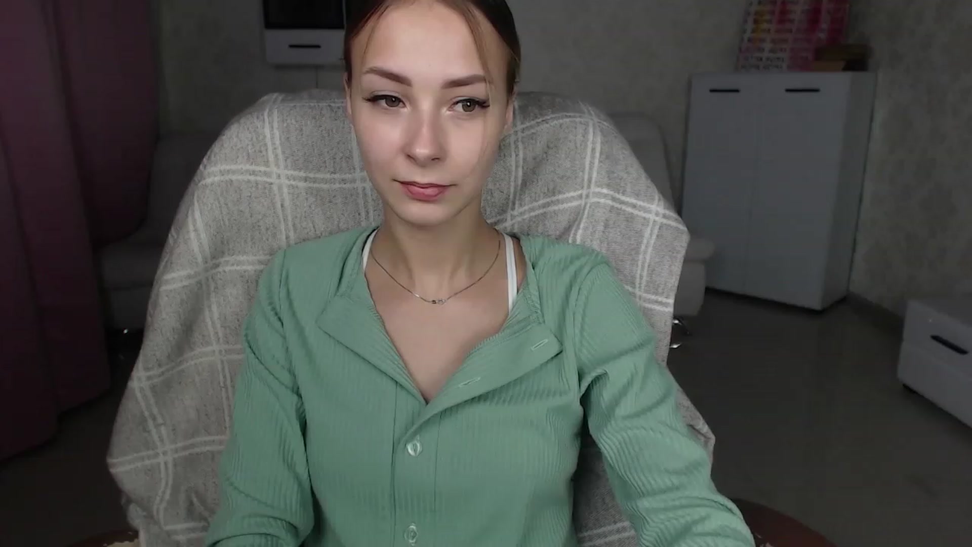 Gallery image thumbnail from Lady_lucky1's myfreecams stream on, 11/24/2022, 19:25 image 15 of 20