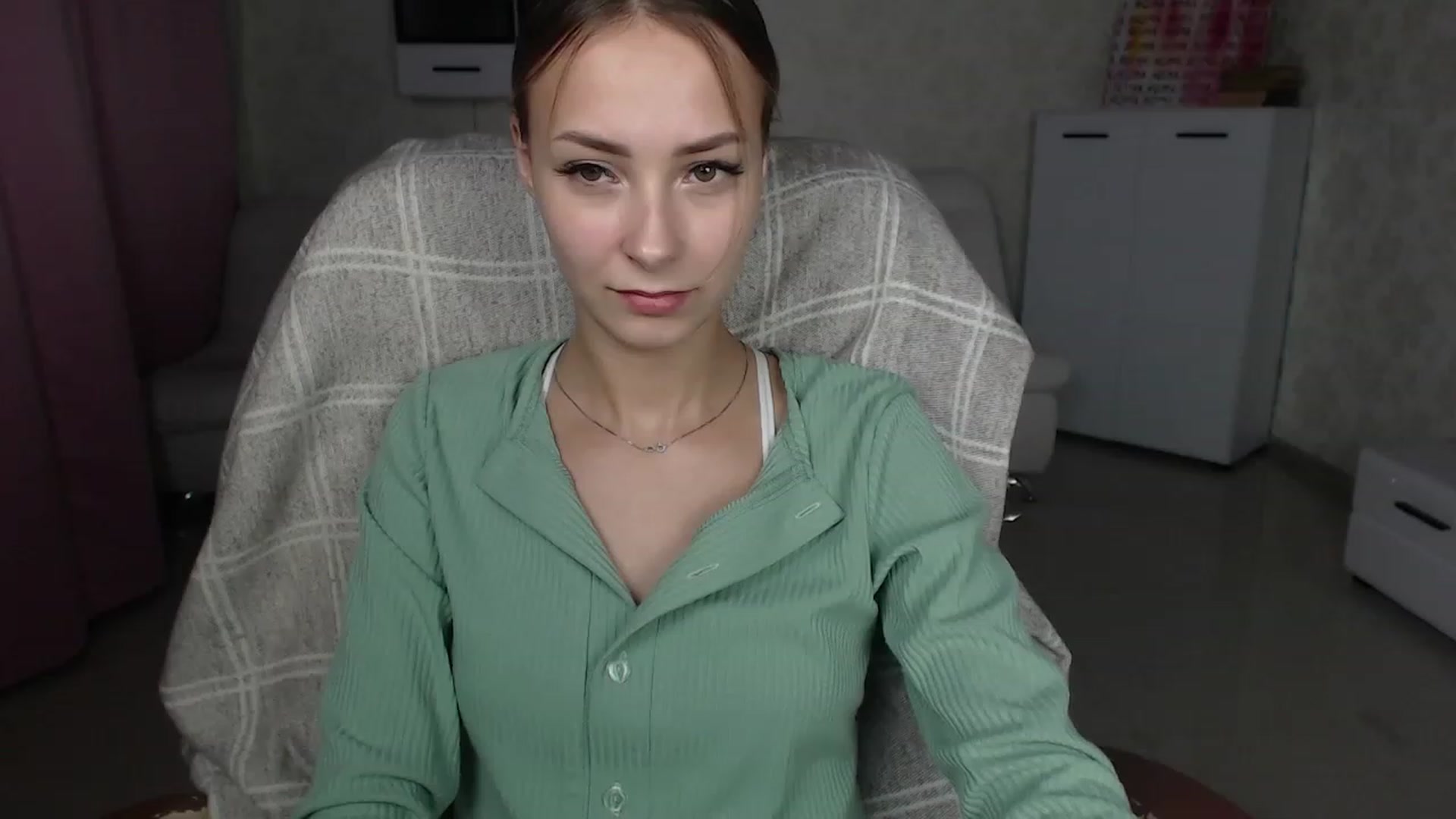 Gallery image thumbnail from Lady_lucky1's myfreecams stream on, 11/24/2022, 19:25 image 17 of 20