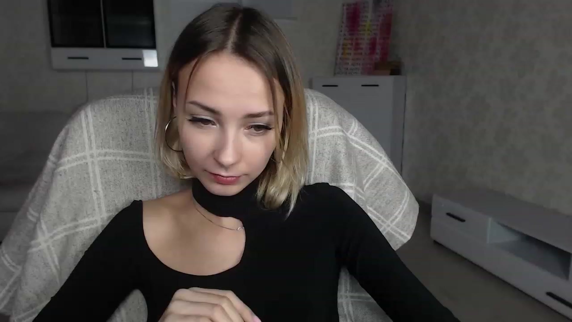 Gallery image thumbnail from Lady_lucky1's myfreecams stream on, 11/25/2022, 19:38 image 4 of 20
