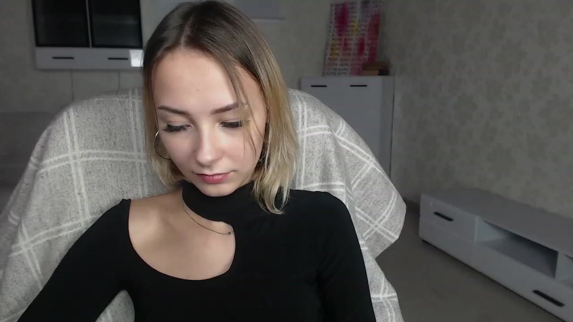 Gallery image thumbnail from Lady_lucky1's myfreecams stream on, 11/25/2022, 19:38 image 1 of 20