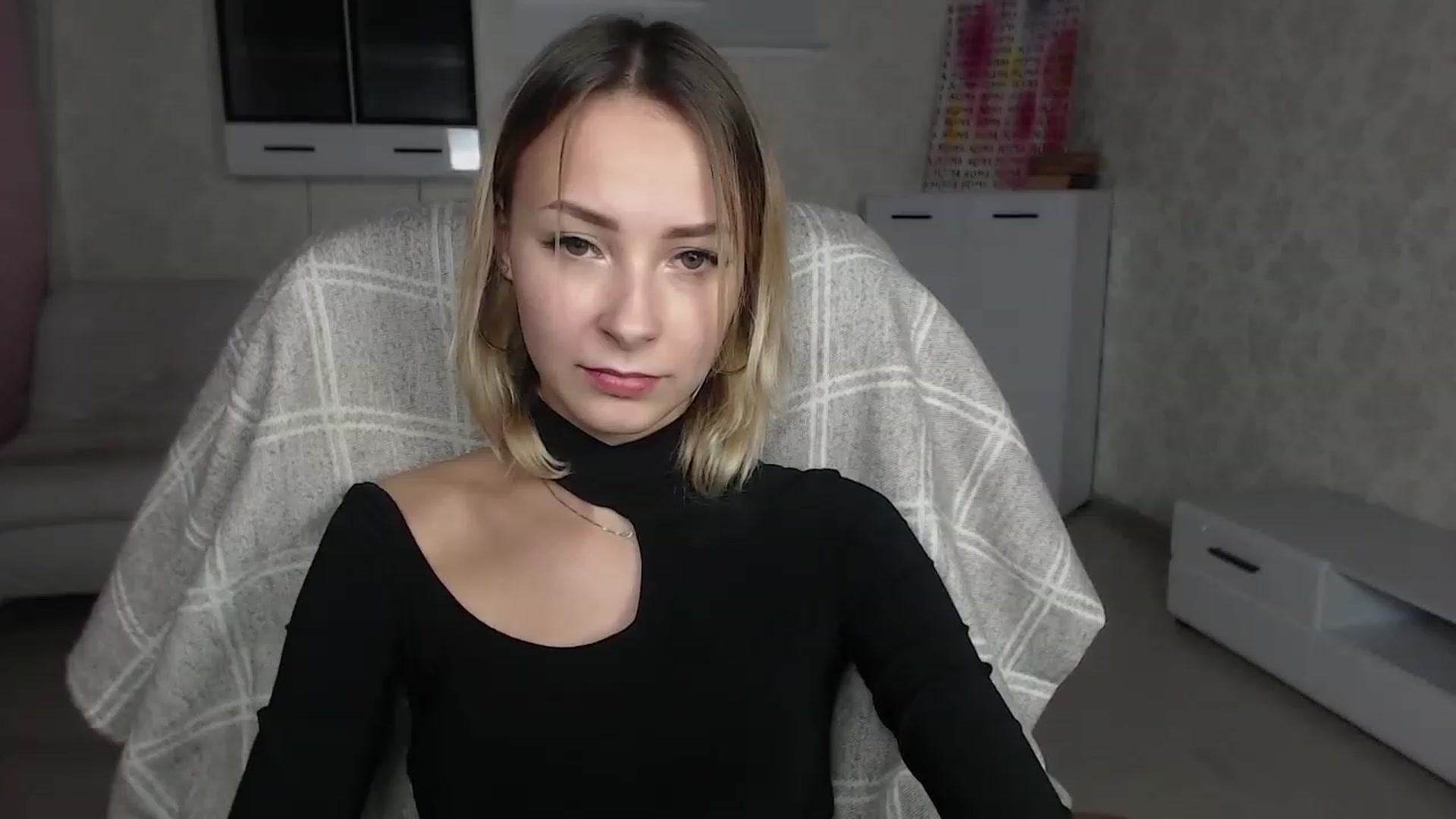 Gallery image thumbnail from Lady_lucky1's myfreecams stream on, 11/25/2022, 19:38 image 16 of 20
