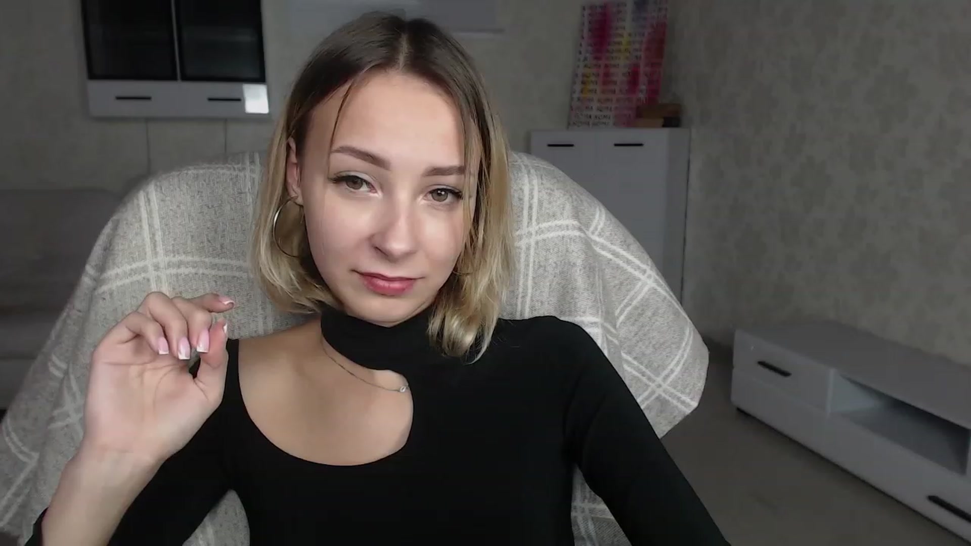 Gallery image thumbnail from Lady_lucky1's myfreecams stream on, 11/25/2022, 19:38 image 7 of 20
