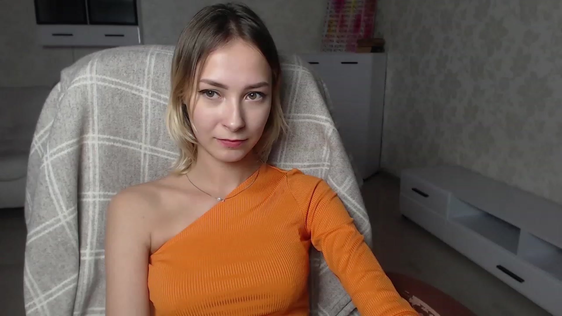 Gallery image thumbnail from Lady_lucky1's myfreecams stream on, 12/11/2022, 19:39 image 18 of 20