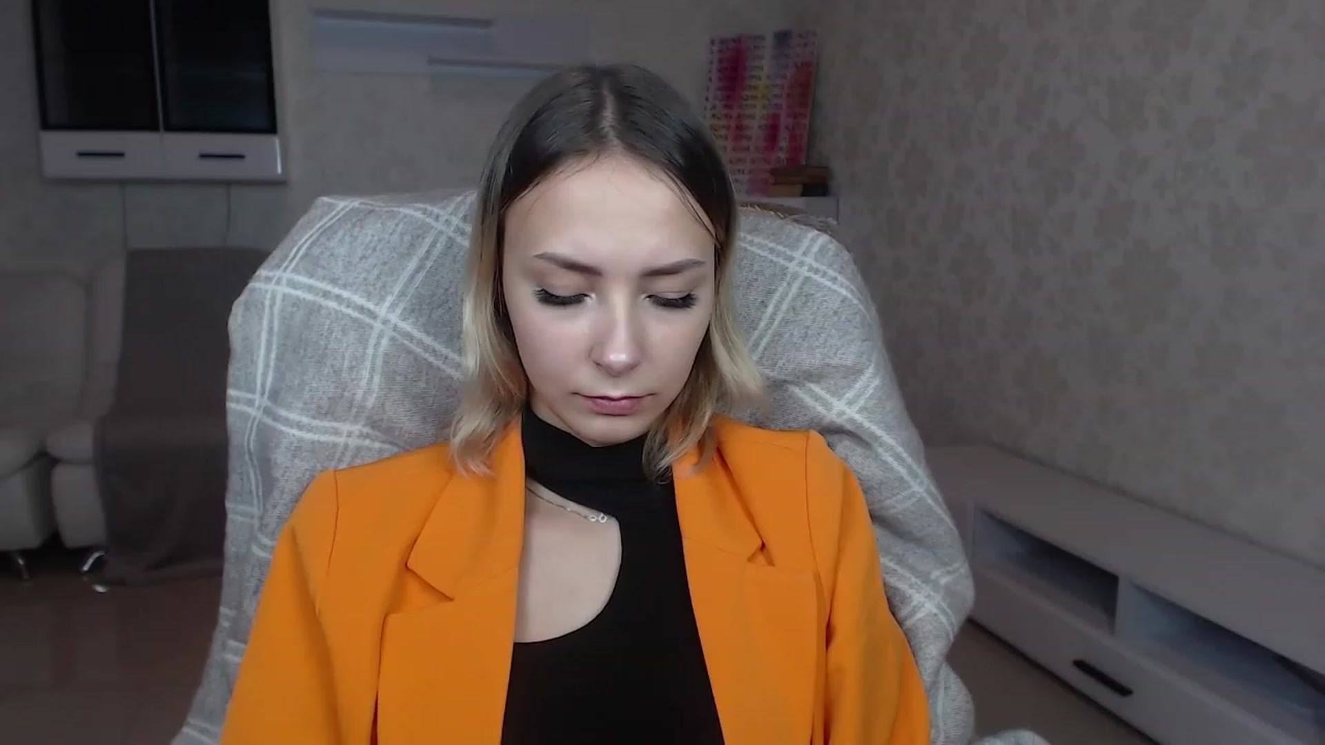 Gallery image thumbnail from Lady_lucky1's myfreecams stream on, 12/16/2022, 17:16 image 20 of 20