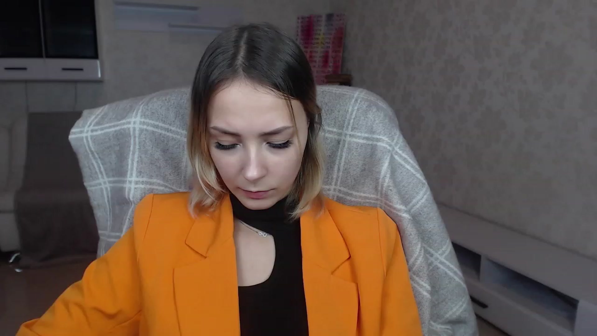 Gallery image thumbnail from Lady_lucky1's myfreecams stream on, 12/16/2022, 17:16 image 1 of 20