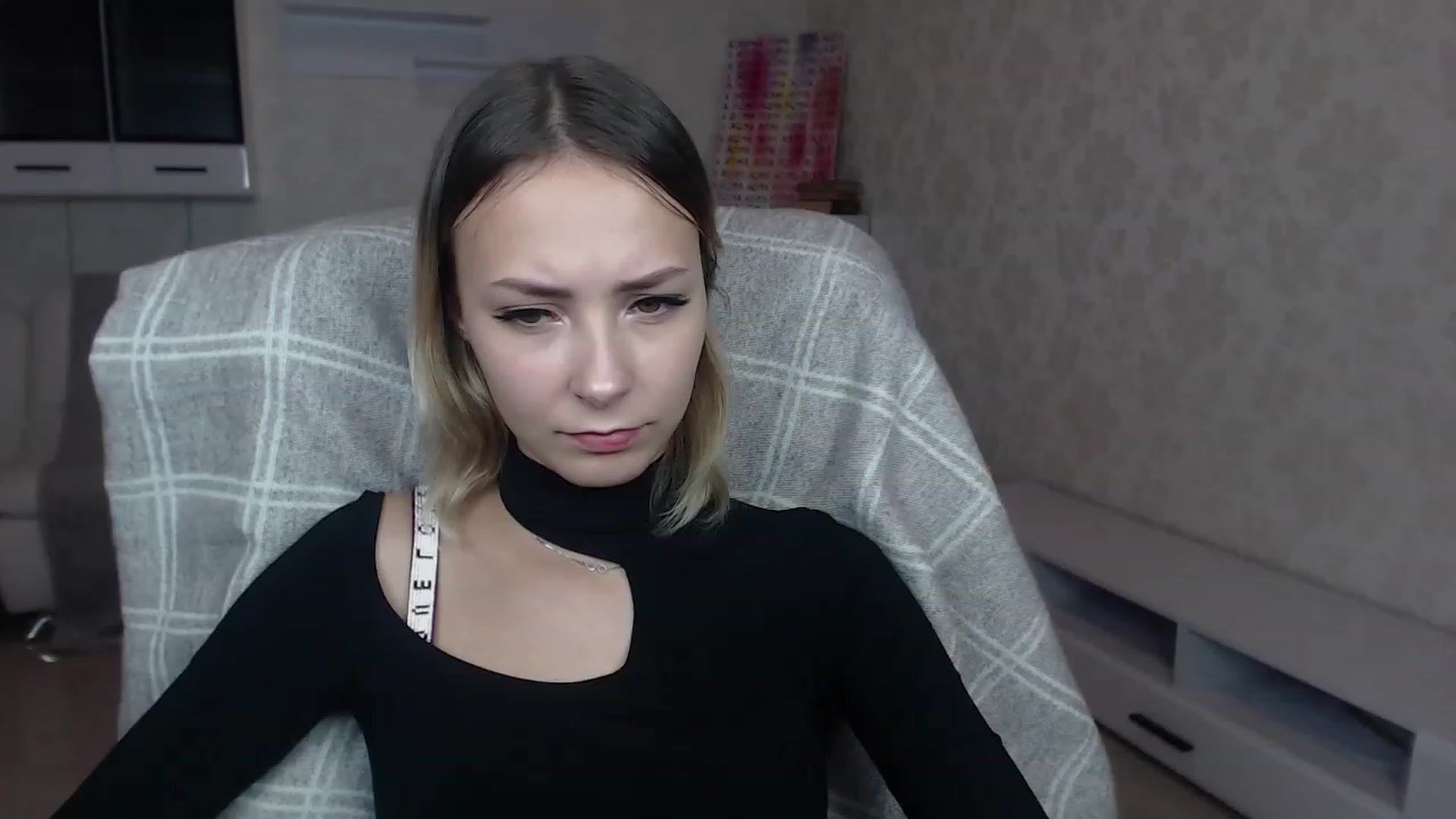Gallery image thumbnail from Lady_lucky1's myfreecams stream on, 12/16/2022, 17:16 image 5 of 20