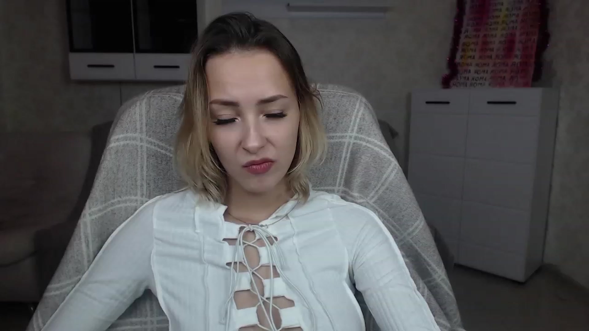 Gallery image thumbnail from Lady_lucky1's myfreecams stream on, 12/19/2022, 15:52 image 2 of 20