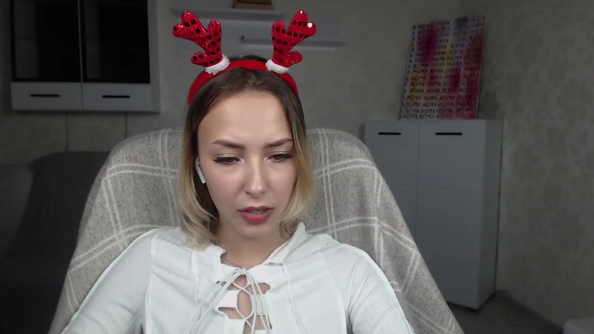 Gallery image thumbnail from Lady_lucky1's myfreecams stream on, 12/19/2022, 18:36 image 20 of 20