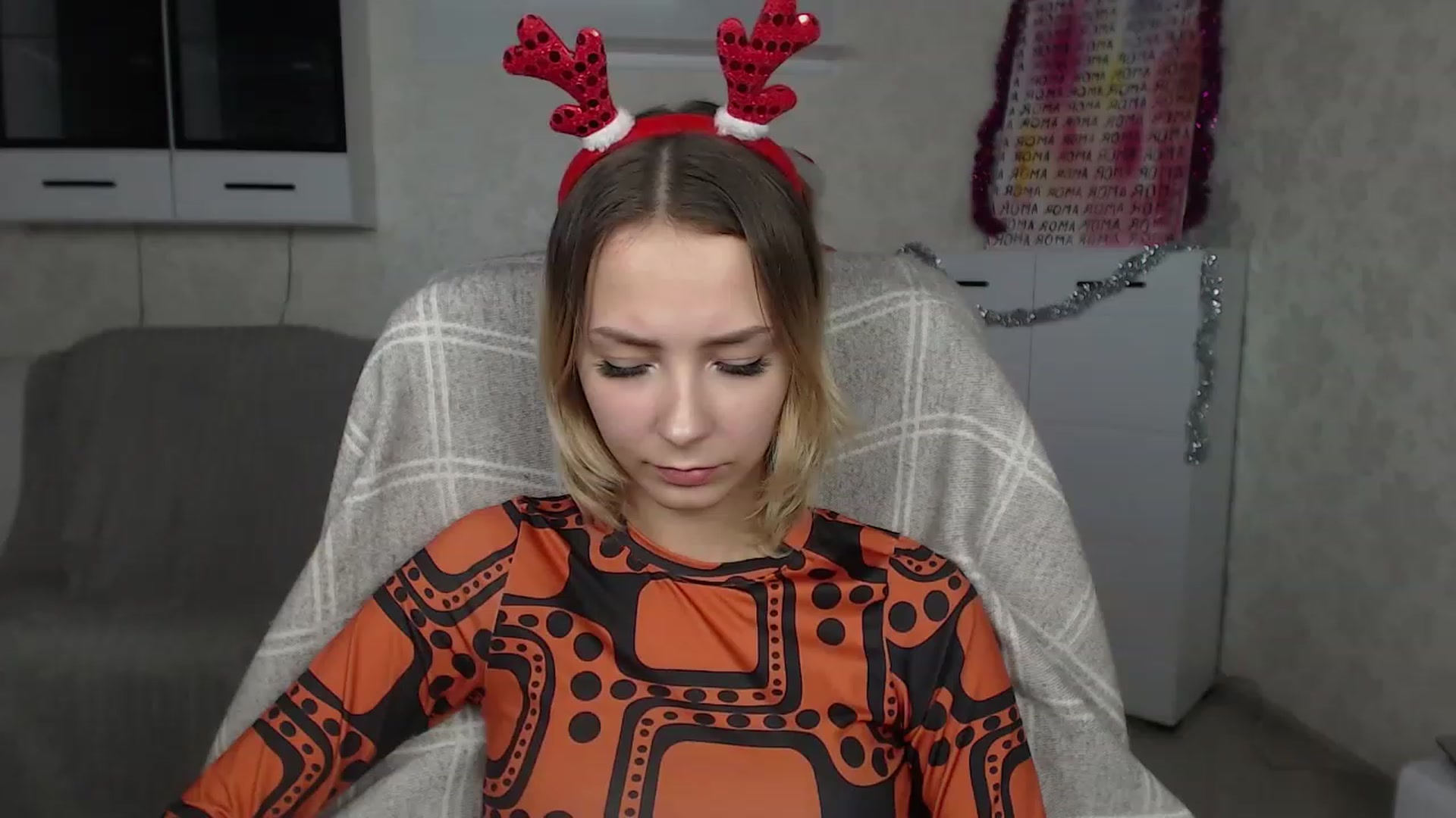 Gallery image thumbnail from Lady_lucky1's myfreecams stream on, 12/20/2022, 17:01 image 11 of 20