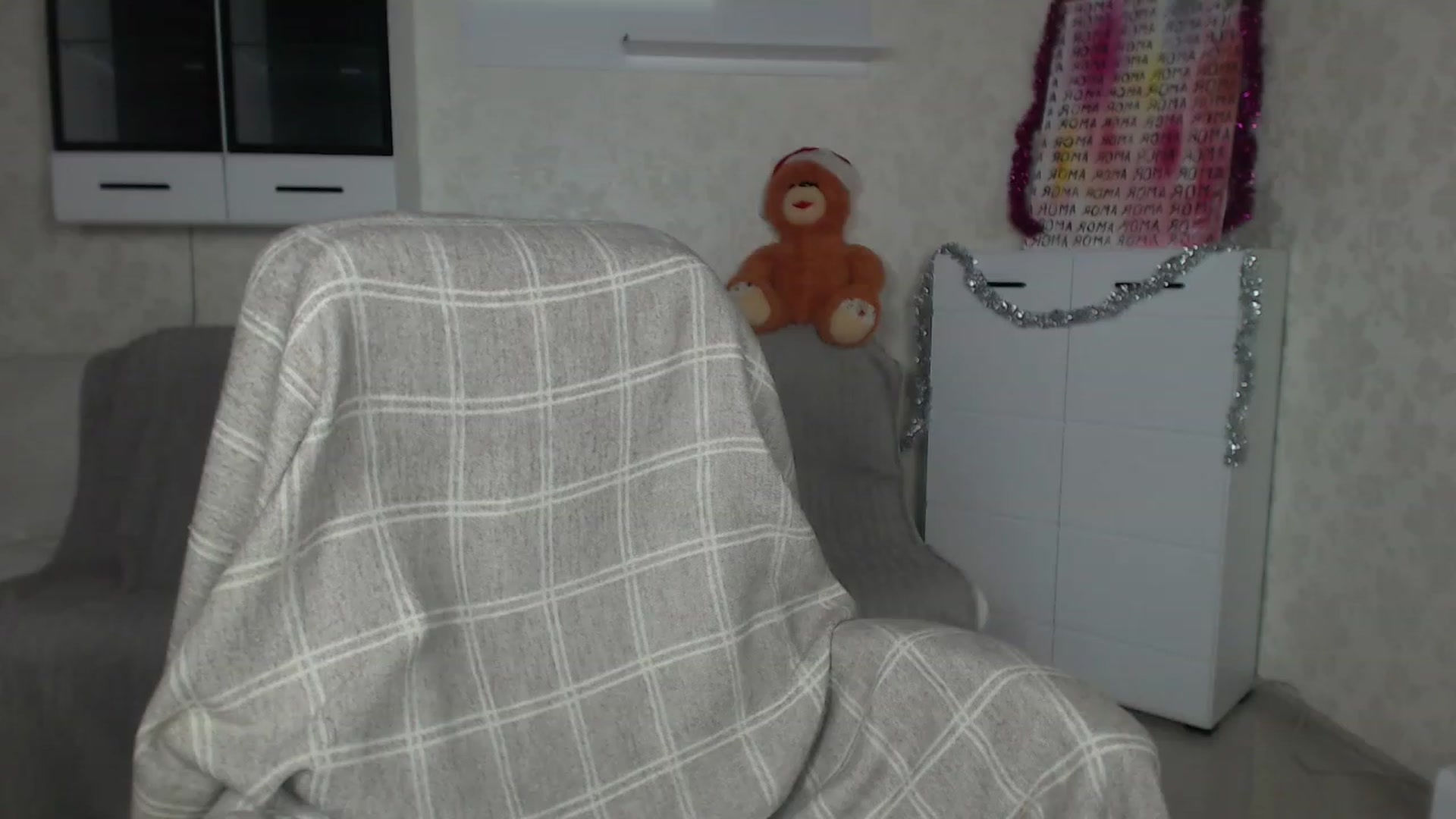 Gallery image thumbnail from Lady_lucky1's myfreecams stream on, 12/20/2022, 17:01 image 12 of 20