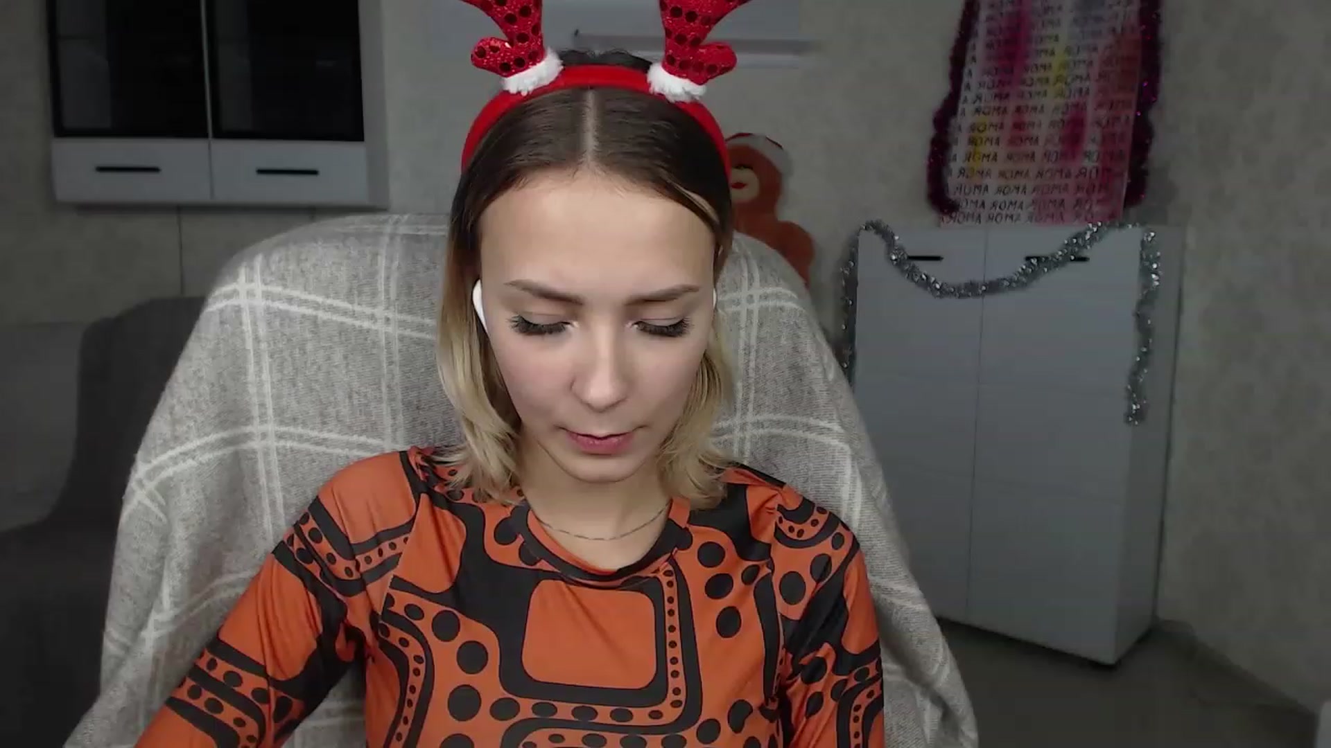 Gallery image thumbnail from Lady_lucky1's myfreecams stream on, 12/20/2022, 17:49 image 2 of 20