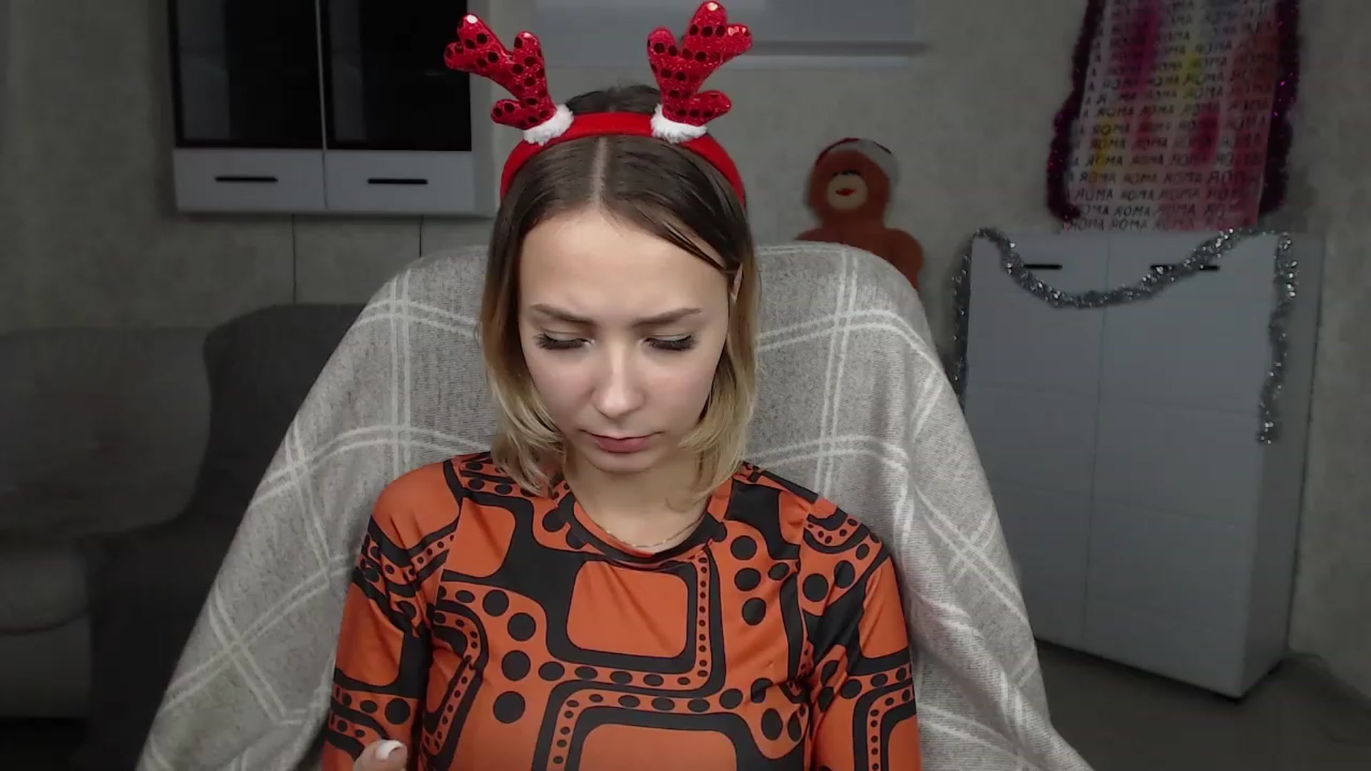 Gallery image thumbnail from Lady_lucky1's myfreecams stream on, 12/20/2022, 19:02 image 1 of 20