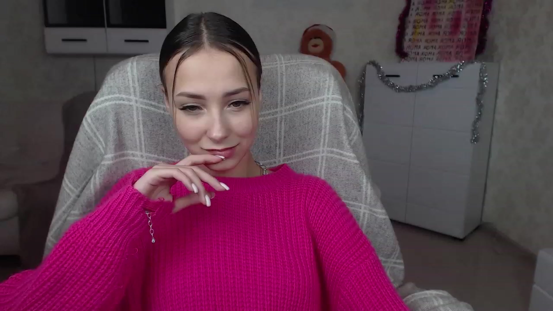 Gallery image thumbnail from Lady_lucky1's myfreecams stream on, 12/22/2022, 16:38 image 6 of 20