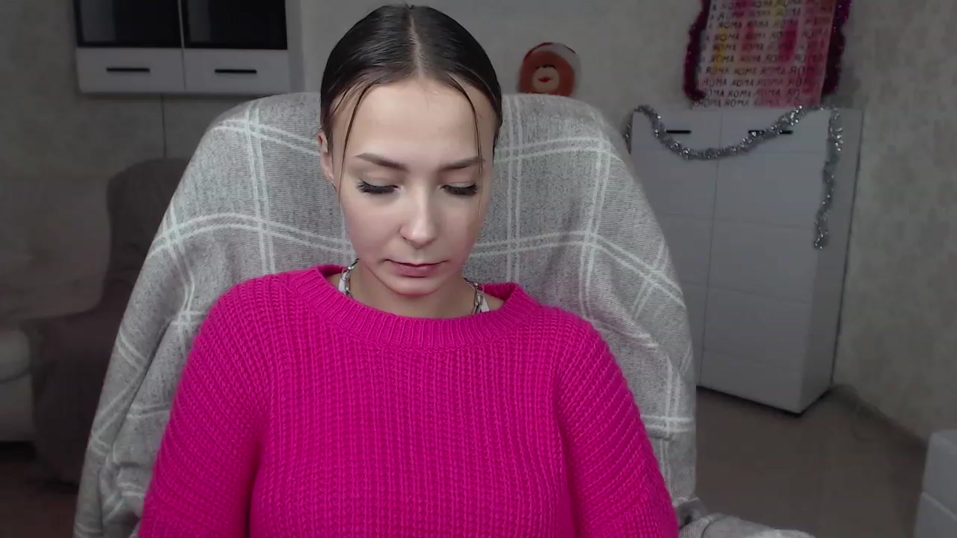 Gallery image thumbnail from Lady_lucky1's myfreecams stream on, 12/22/2022, 16:38 image 19 of 20