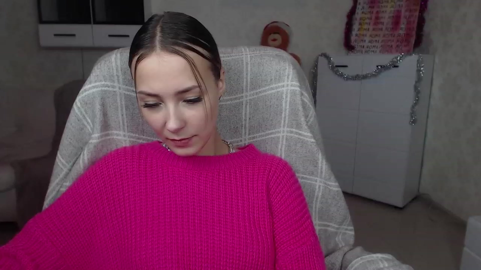 Gallery image thumbnail from Lady_lucky1's myfreecams stream on, 12/22/2022, 16:38 image 5 of 20