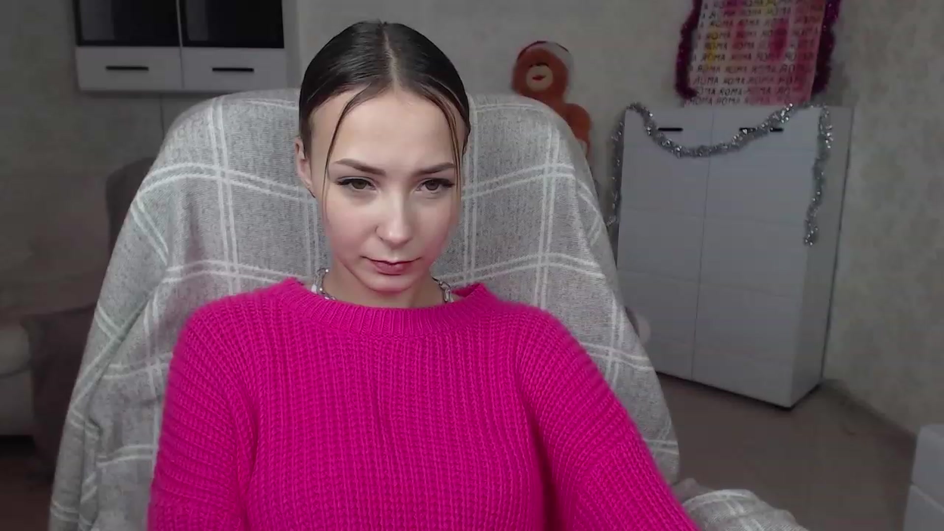 Gallery image thumbnail from Lady_lucky1's myfreecams stream on, 12/22/2022, 16:38 image 7 of 20