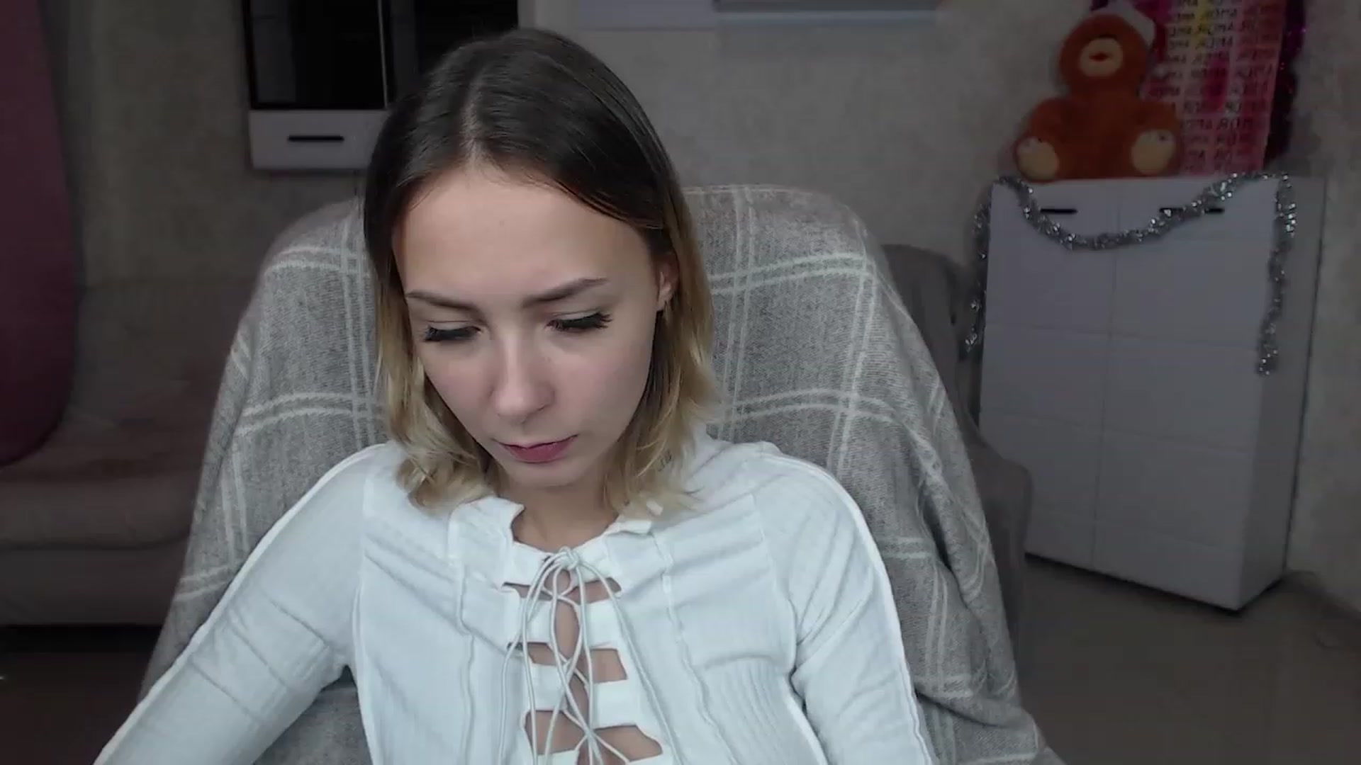 Gallery image thumbnail from Lady_lucky1's myfreecams stream on, 12/24/2022, 19:44 image 12 of 20