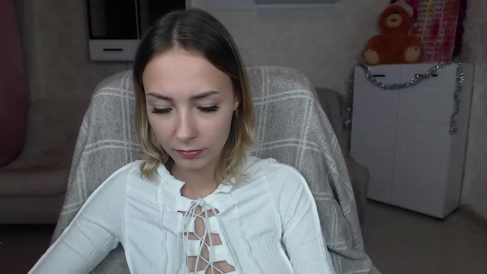 Gallery image thumbnail from Lady_lucky1's myfreecams stream on, 12/24/2022, 19:44 image 9 of 20
