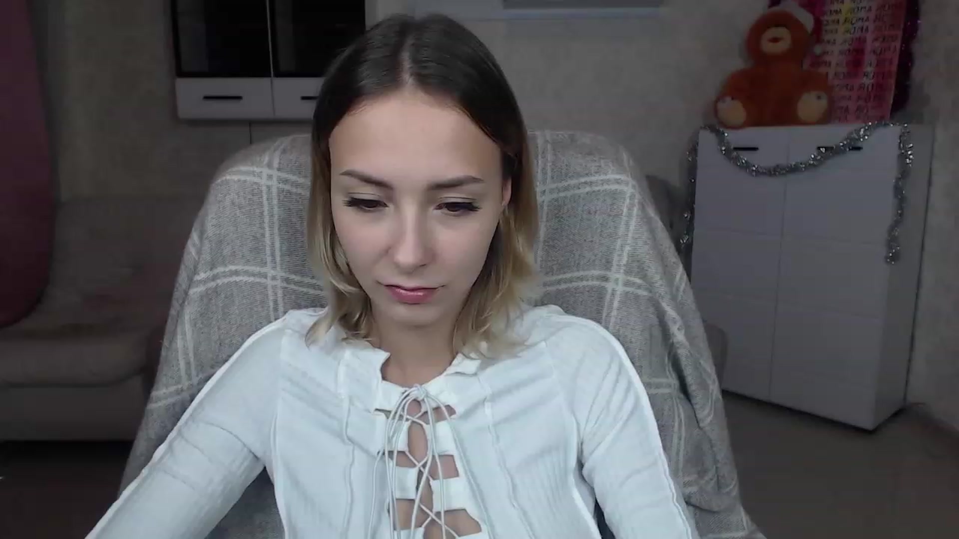 Gallery image thumbnail from Lady_lucky1's myfreecams stream on, 12/24/2022, 19:44 image 3 of 20