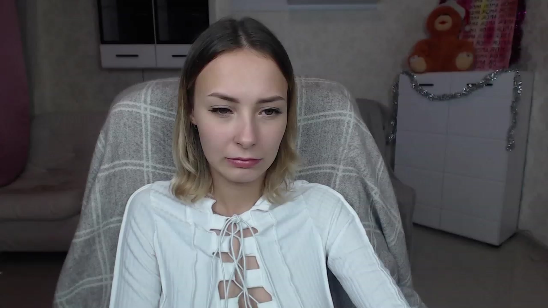 Gallery image thumbnail from Lady_lucky1's myfreecams stream on, 12/24/2022, 19:44 image 17 of 20