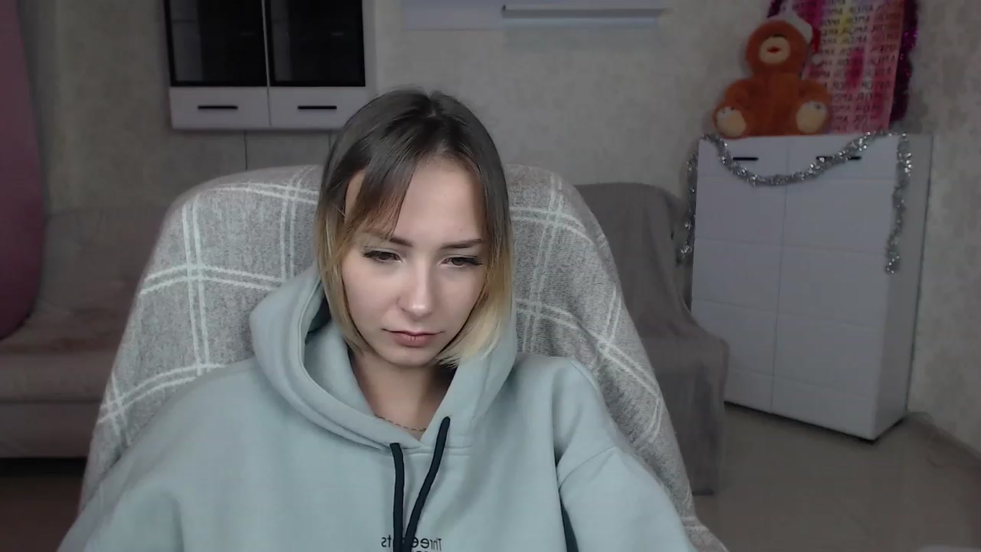 Gallery image thumbnail from Lady_lucky1's myfreecams stream on, 12/25/2022, 18:02 image 3 of 20