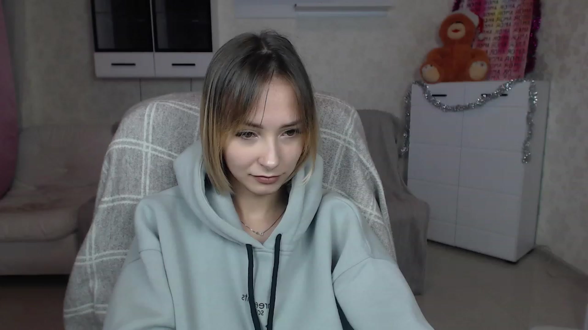 Gallery image thumbnail from Lady_lucky1's myfreecams stream on, 12/25/2022, 18:02 image 20 of 20