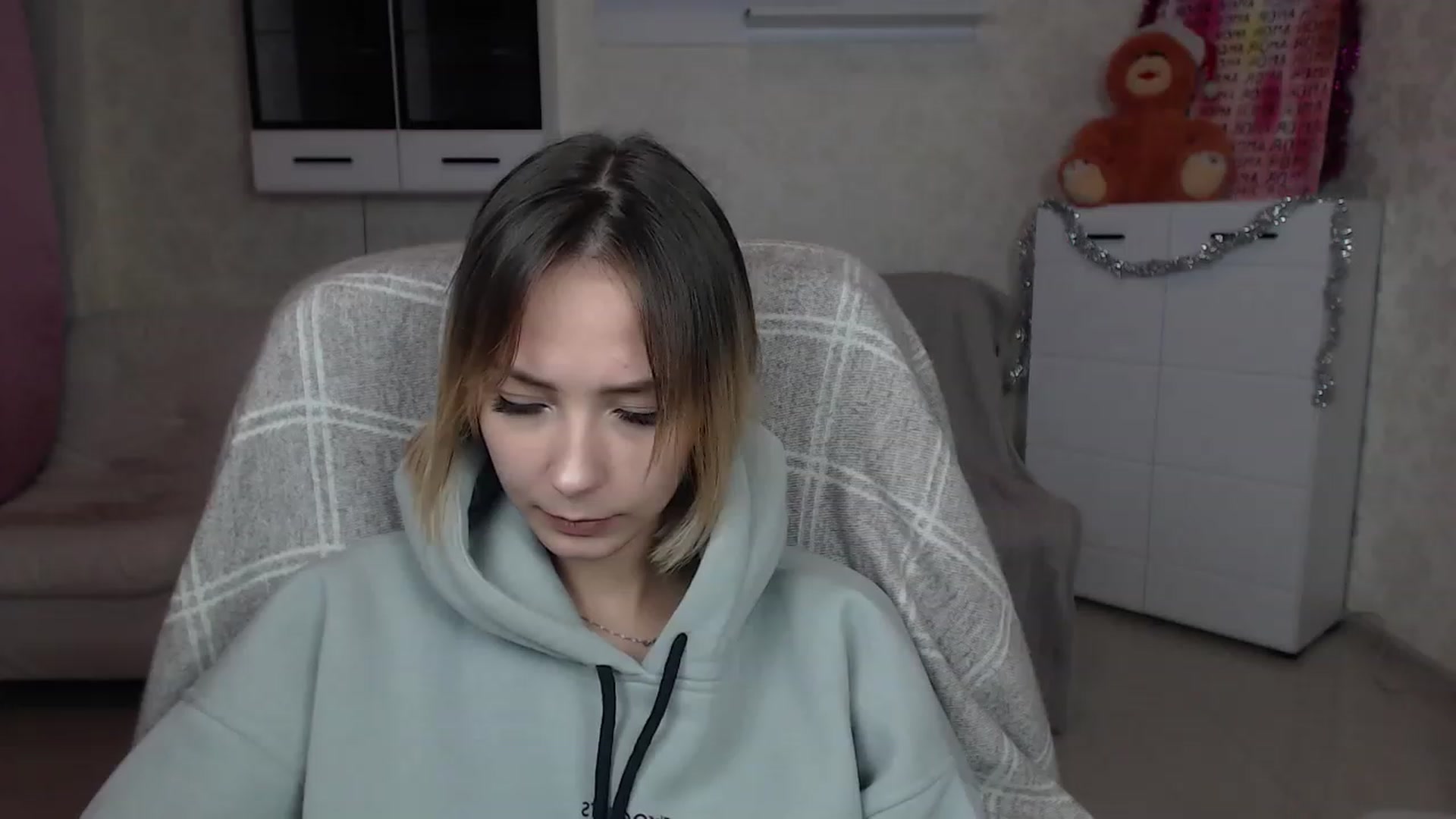 Gallery image thumbnail from Lady_lucky1's myfreecams stream on, 12/25/2022, 18:02 image 4 of 20