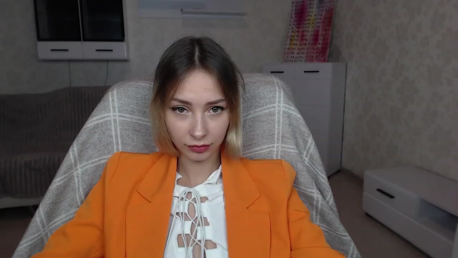 Gallery image thumbnail from Lady_lucky1's myfreecams stream on, 01/06/2023, 17:15 image 14 of 20