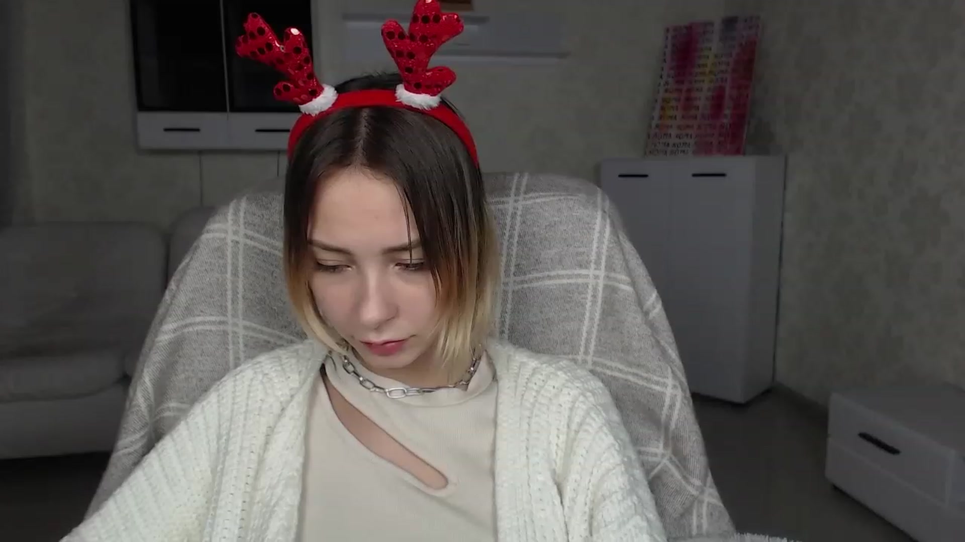 Gallery image thumbnail from Lady_lucky1's myfreecams stream on, 01/08/2023, 16:20 image 17 of 20