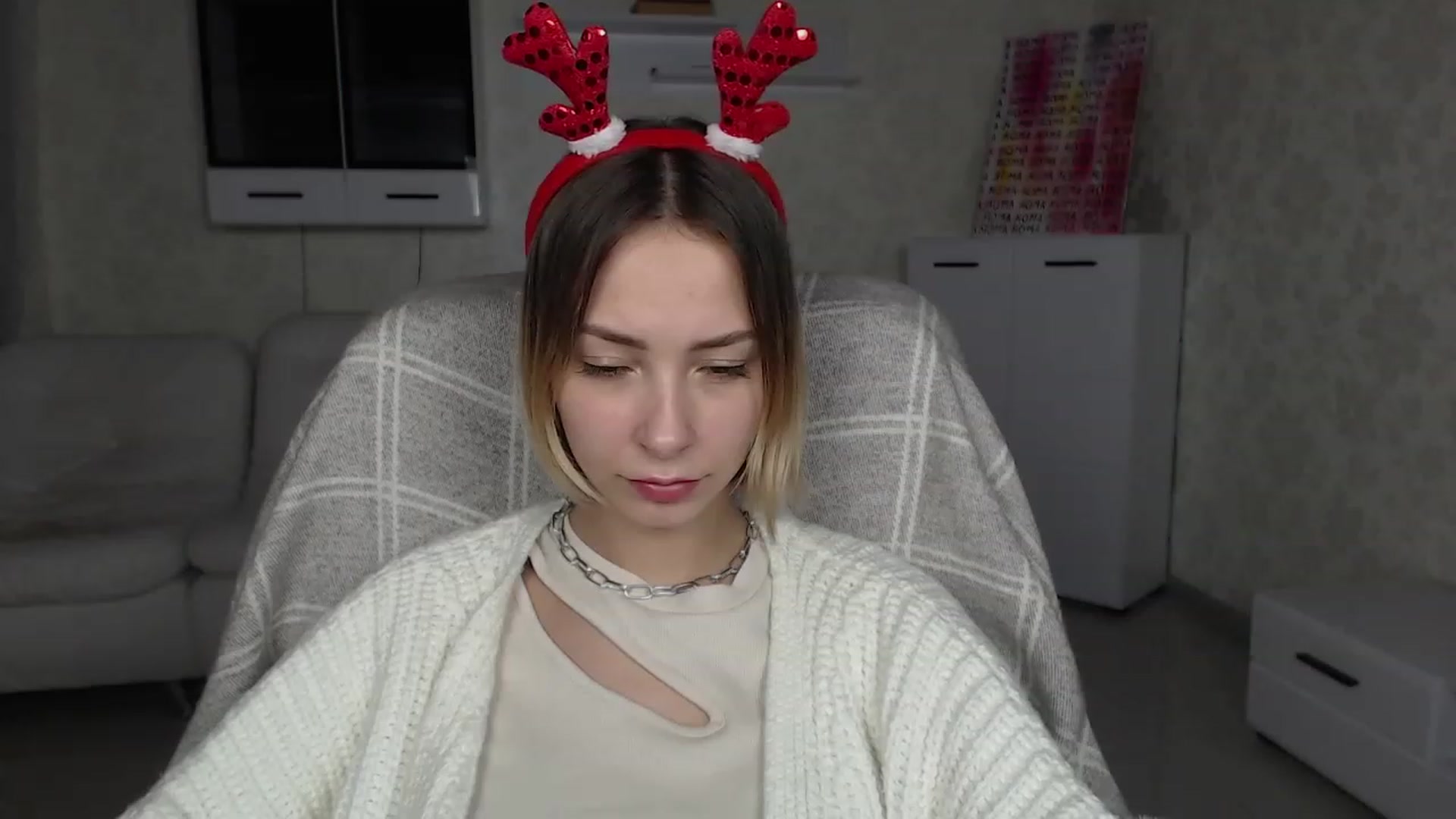 Gallery image thumbnail from Lady_lucky1's myfreecams stream on, 01/08/2023, 16:20 image 15 of 20