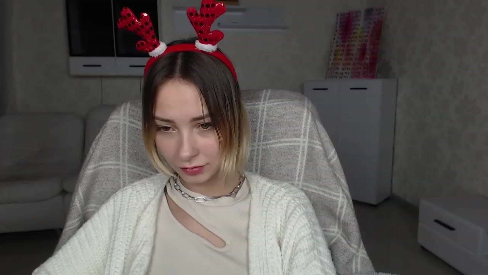 Gallery image thumbnail from Lady_lucky1's myfreecams stream on, 01/08/2023, 16:20 image 18 of 20