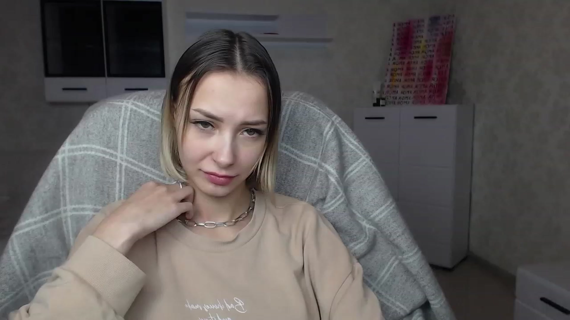 Gallery image thumbnail from Lady_lucky1's myfreecams stream on, 01/25/2023, 17:19 image 4 of 20