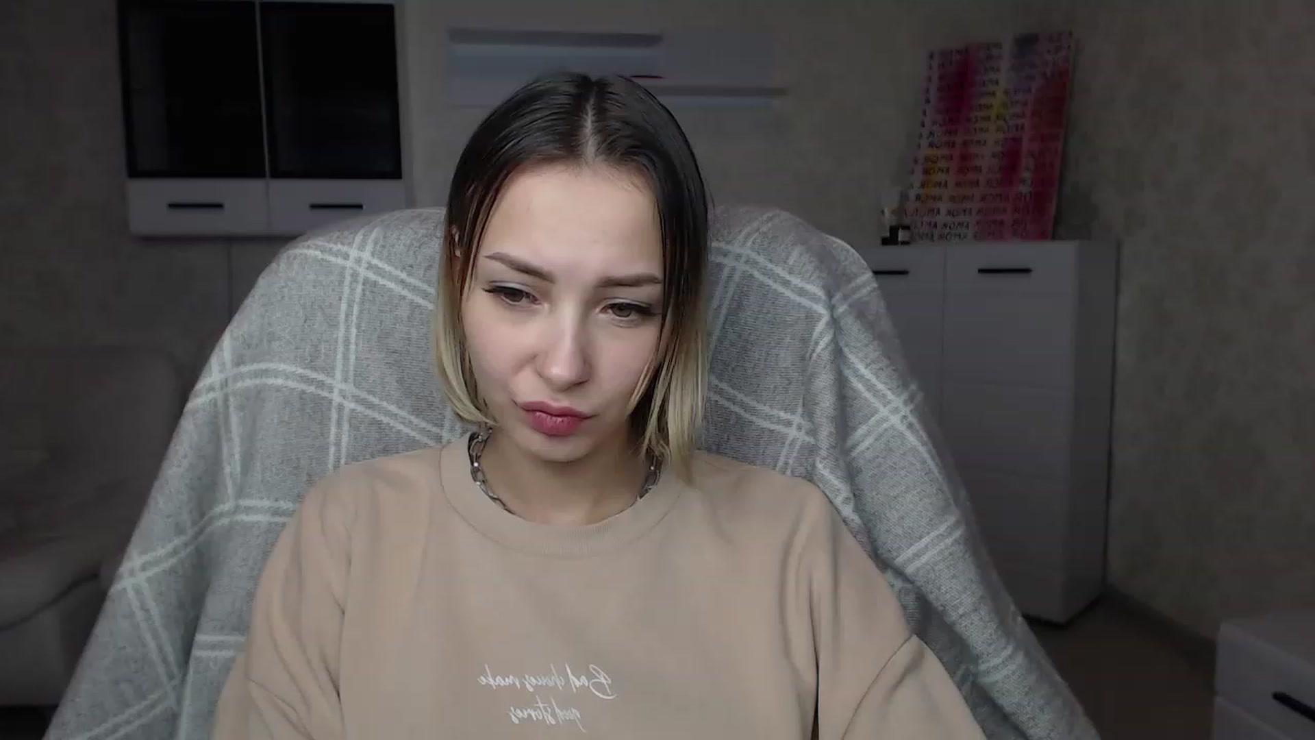 Gallery image thumbnail from Lady_lucky1's myfreecams stream on, 01/25/2023, 17:19 image 17 of 20