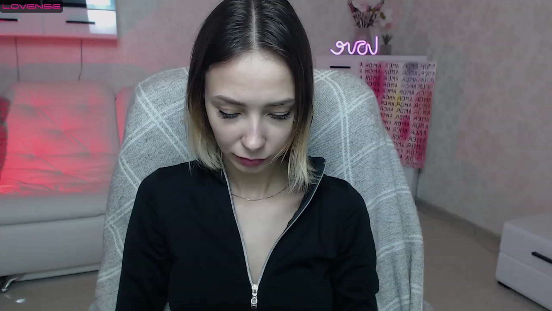 Gallery image thumbnail from Lady_lucky1's myfreecams stream on, 03/26/2023, 17:39 image 14 of 20