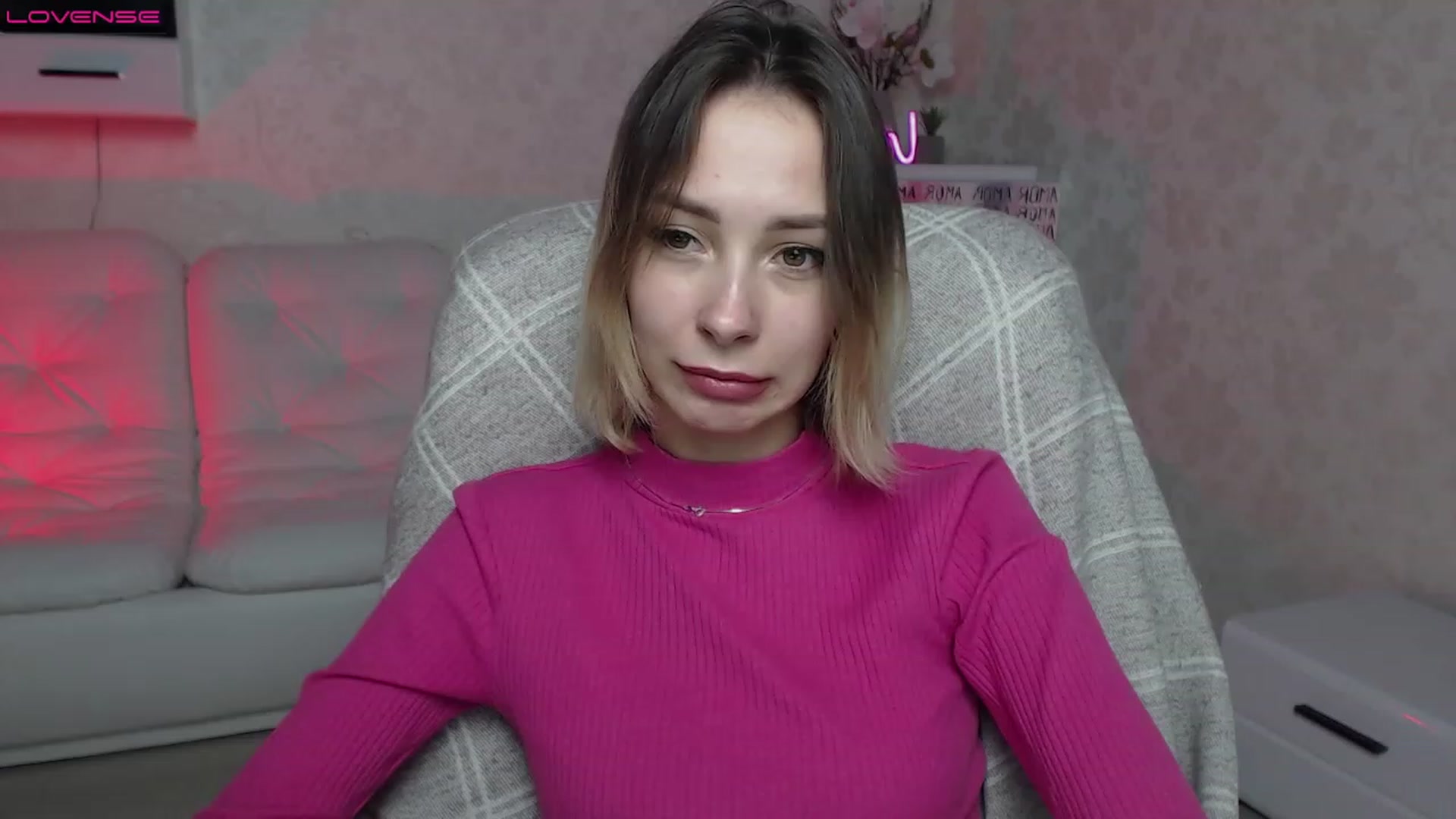 Gallery image thumbnail from Lady_lucky1's myfreecams stream on, 03/27/2023, 16:40 image 15 of 20
