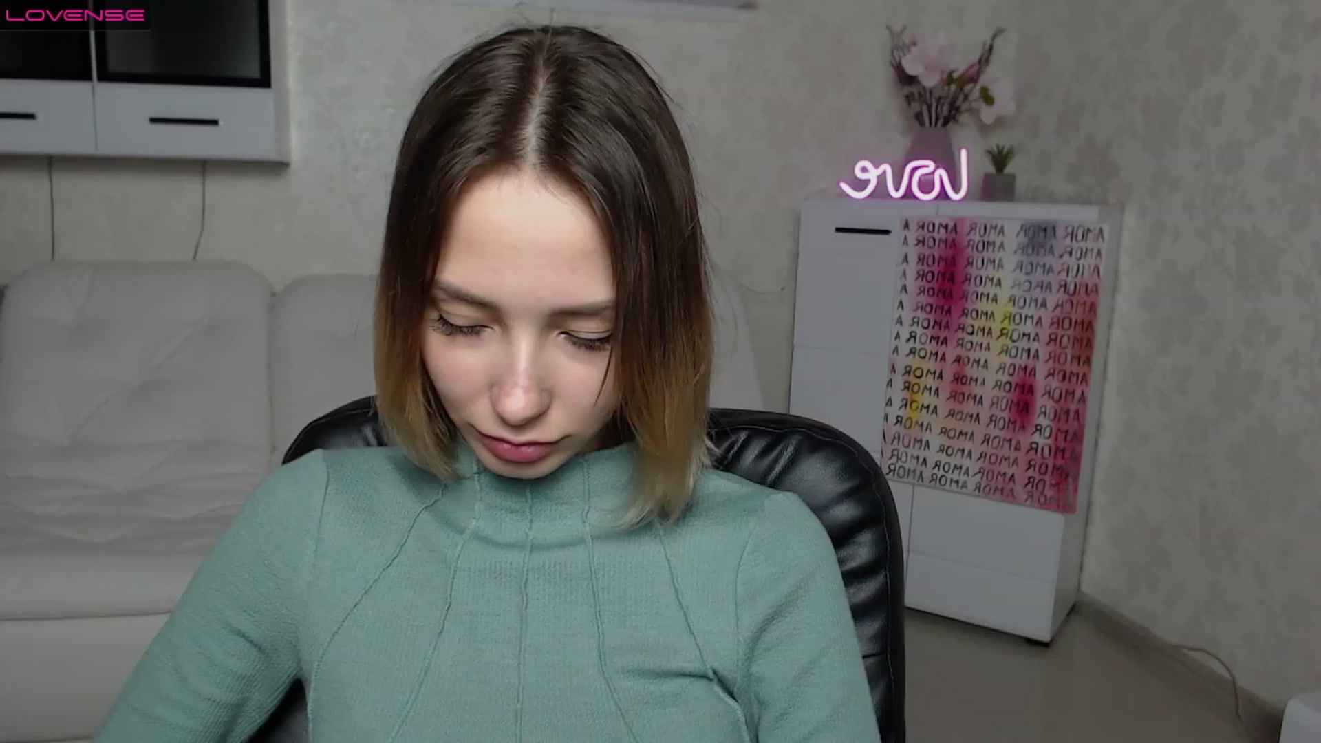 Gallery image thumbnail from Lady_lucky1's myfreecams stream on, 04/01/2023, 18:17 image 9 of 20