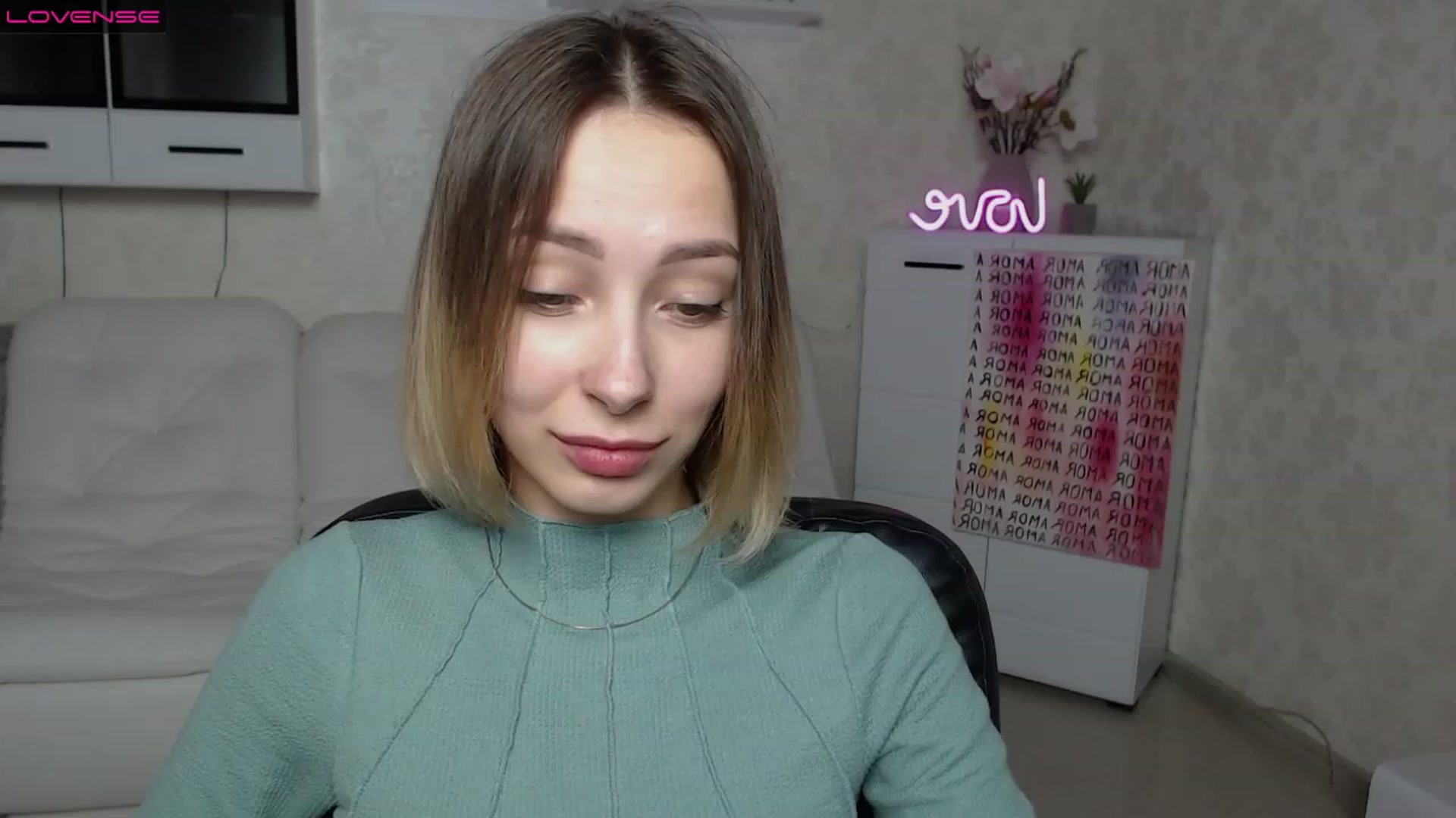 Gallery image thumbnail from Lady_lucky1's myfreecams stream on, 04/01/2023, 18:17 image 3 of 20