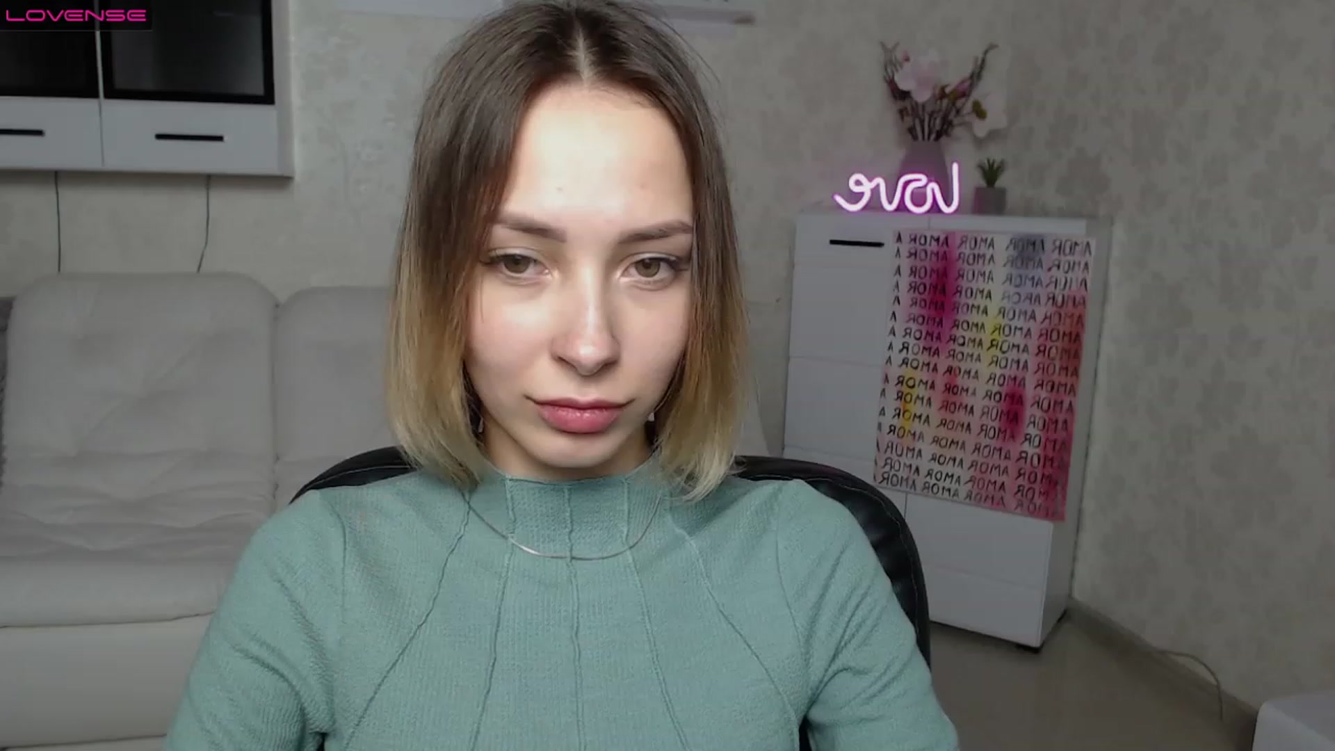 Gallery image thumbnail from Lady_lucky1's myfreecams stream on, 04/01/2023, 18:17 image 2 of 20