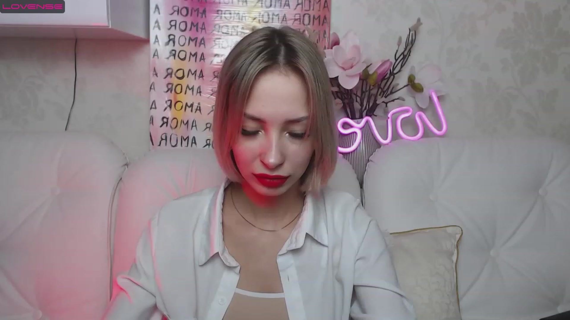 Gallery image thumbnail from Lady_lucky1's myfreecams stream on, 04/06/2023, 15:45 image 9 of 20