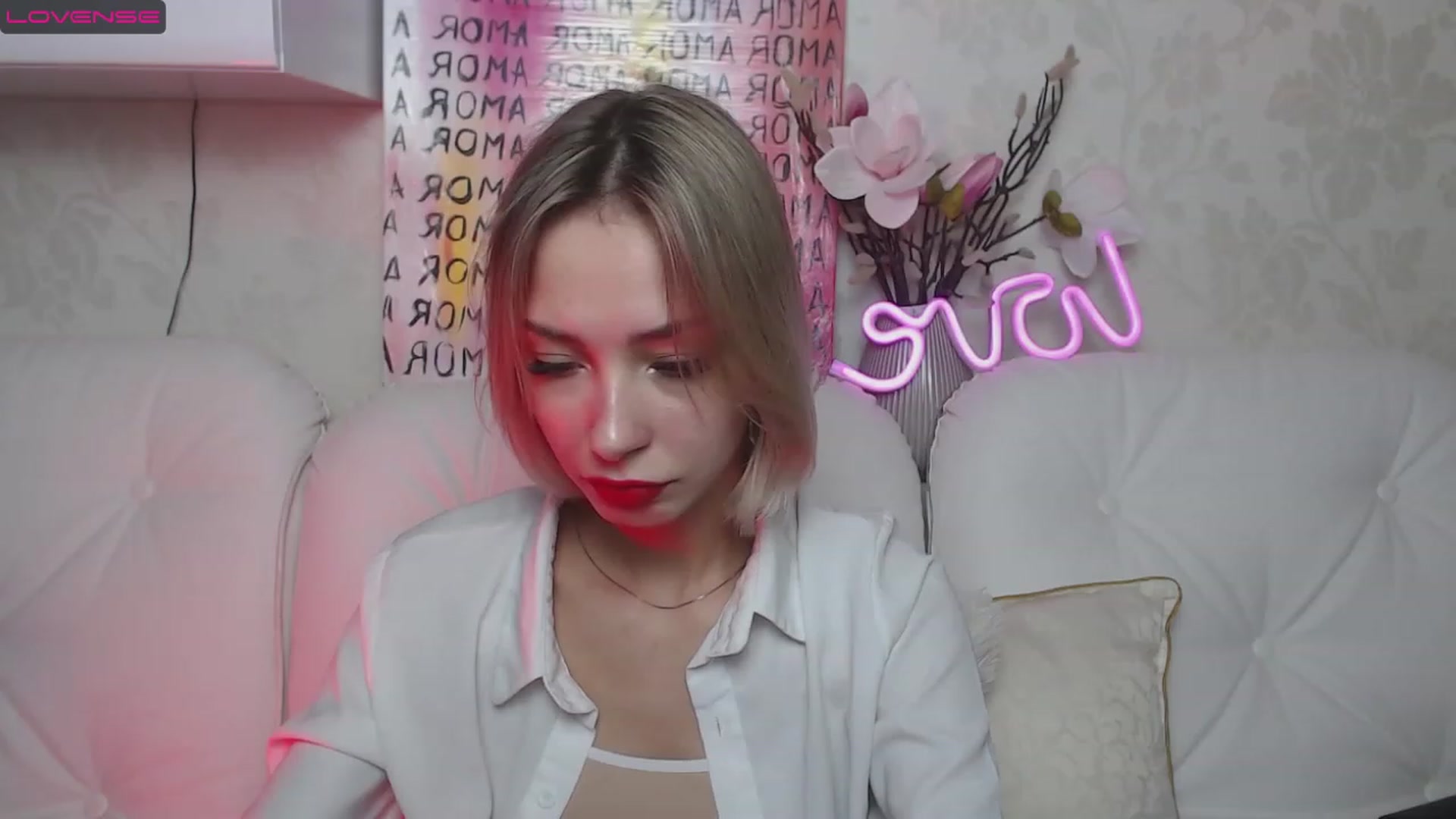 Gallery image thumbnail from Lady_lucky1's myfreecams stream on, 04/06/2023, 15:45 image 16 of 20