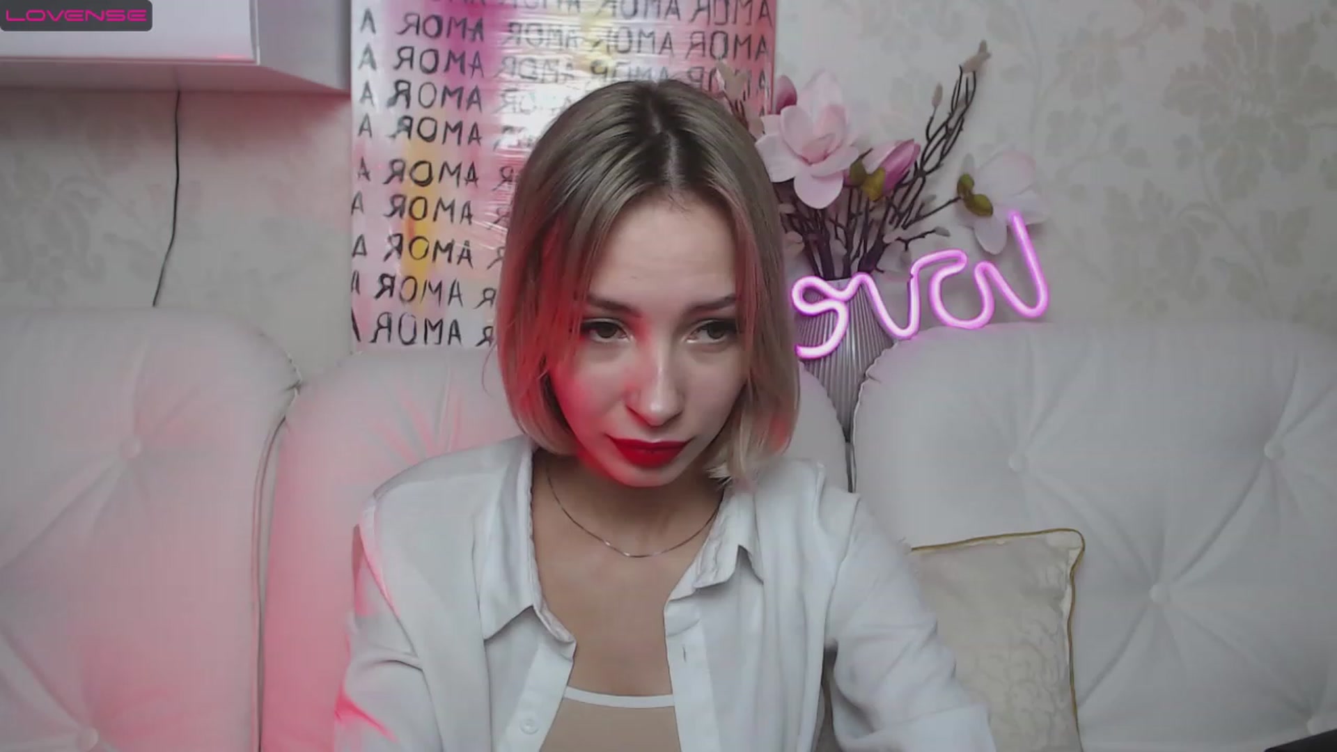 Gallery image thumbnail from Lady_lucky1's myfreecams stream on, 04/06/2023, 15:45 image 20 of 20