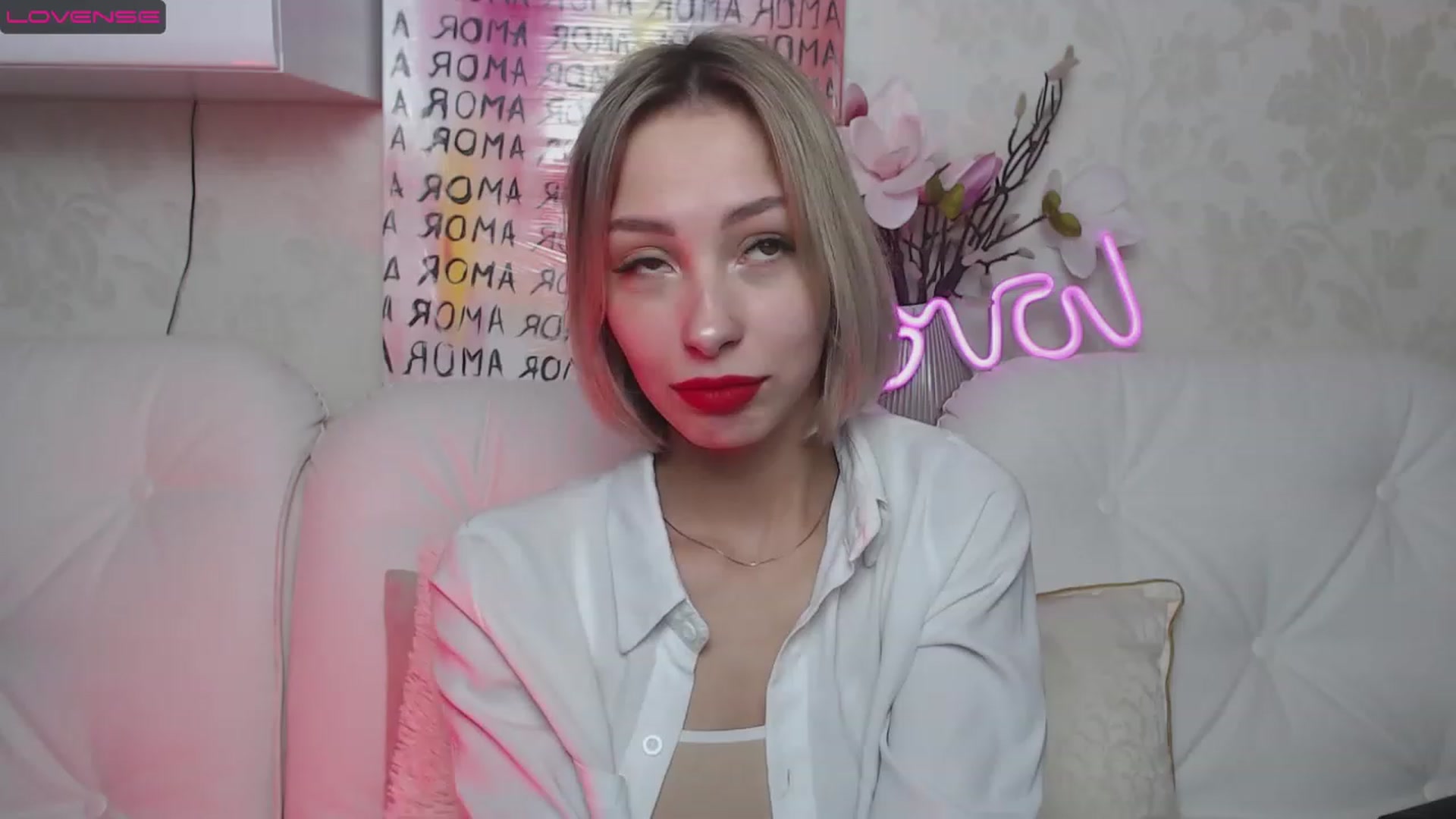 Gallery image thumbnail from Lady_lucky1's myfreecams stream on, 04/06/2023, 15:45 image 8 of 20