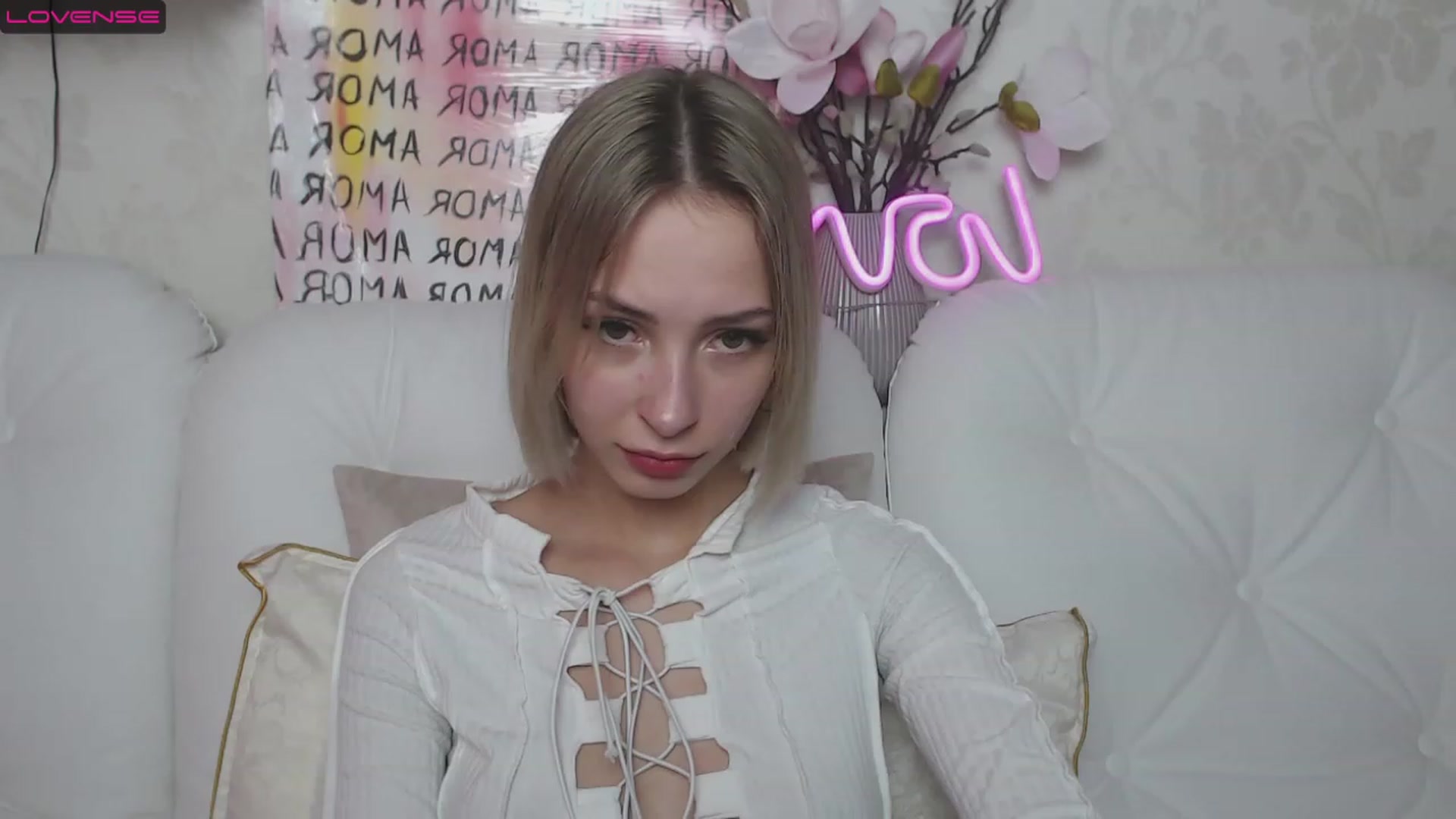 Gallery image thumbnail from Lady_lucky1's myfreecams stream on, 04/08/2023, 16:02 image 8 of 20