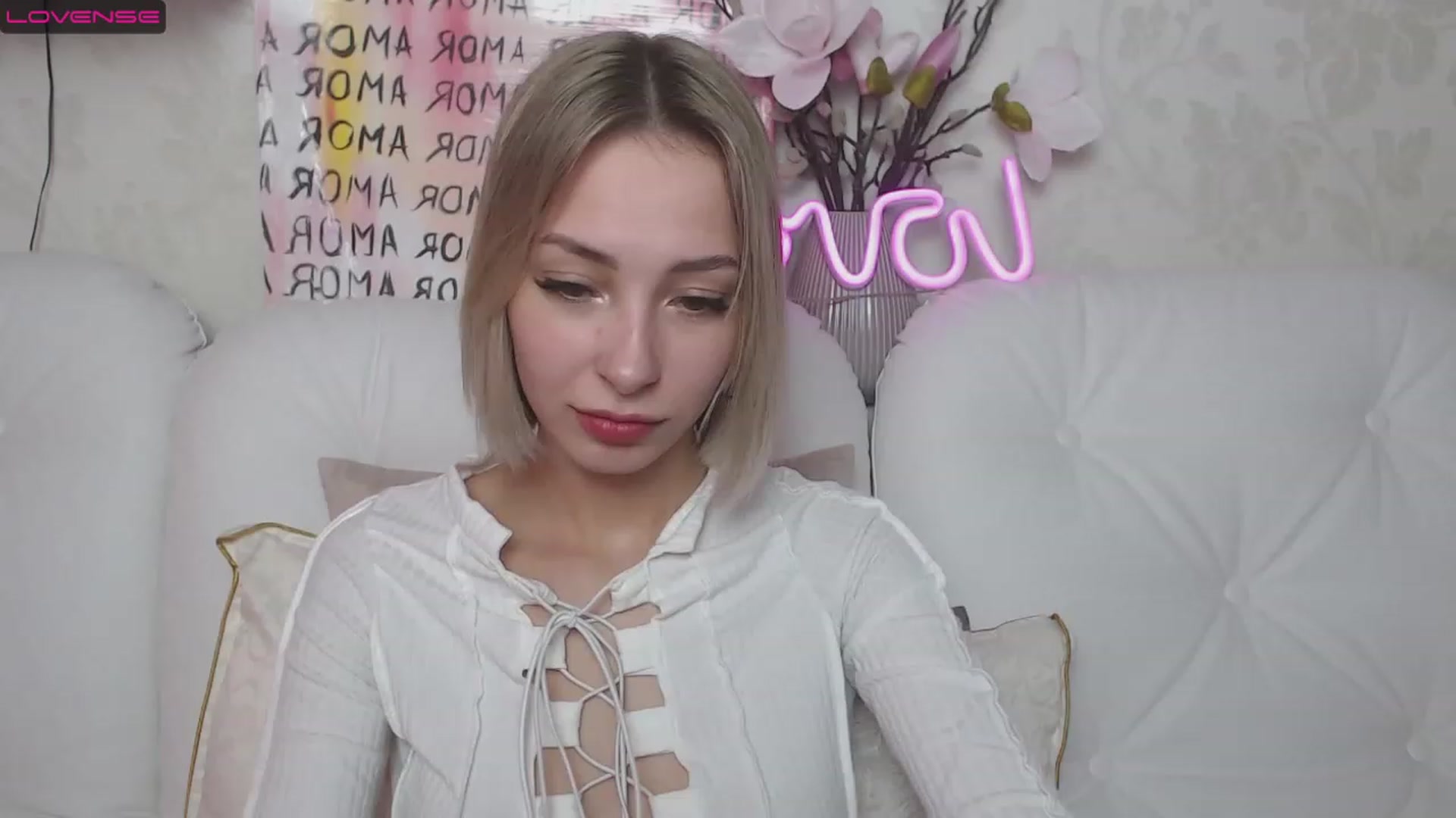 Gallery image thumbnail from Lady_lucky1's myfreecams stream on, 04/08/2023, 16:02 image 2 of 20